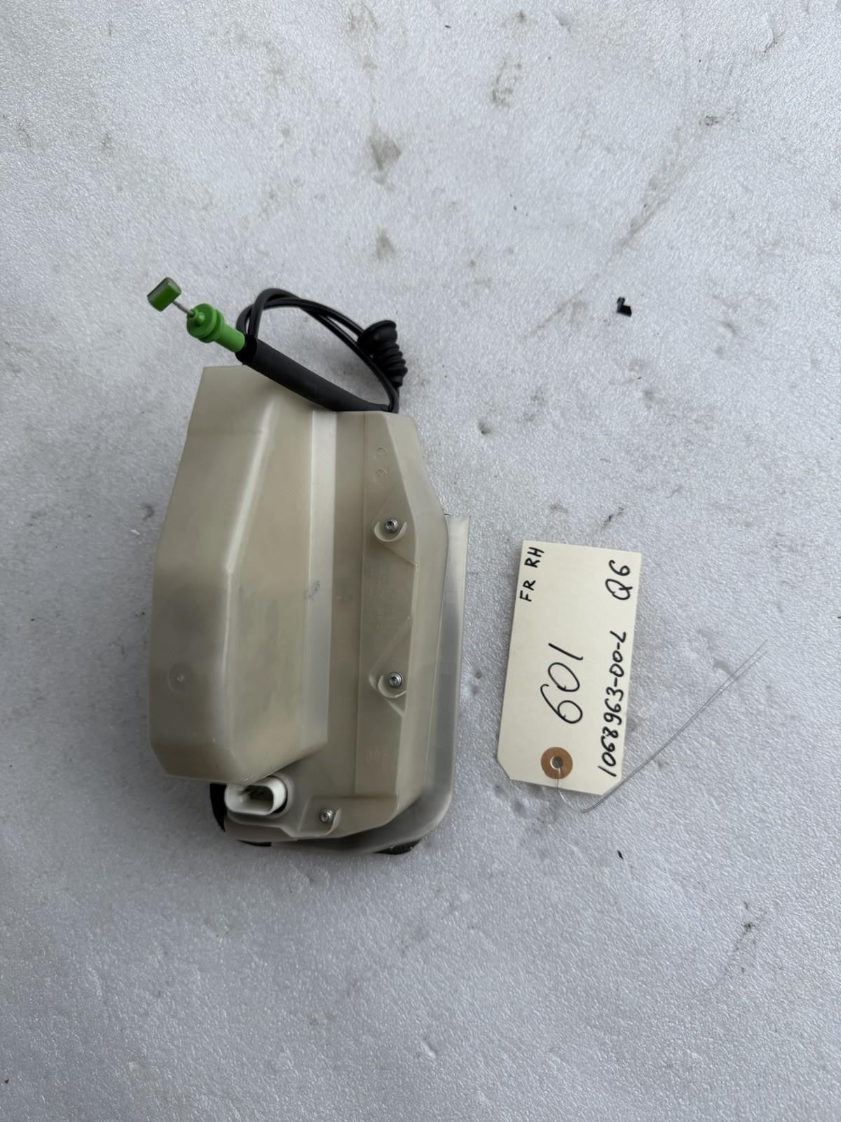 ♦️17-23 TESLA MODEL 3 FRONT RIGHT DOOR LOCK LATCH ACTUATOR OEM, 1068963-00-L