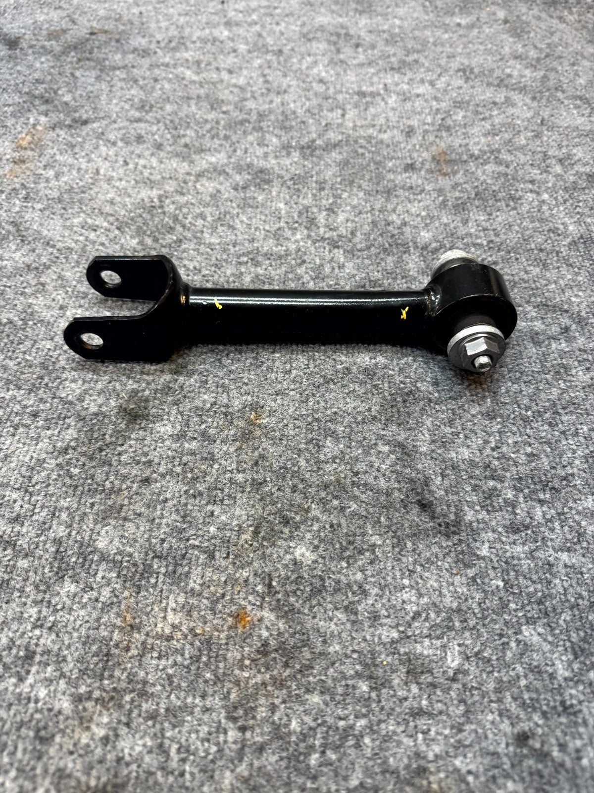 2020 - 2024 TESLA MODEL Y REAR RIGHT / LEFT LOWER CONTROL ARM OEM, 1188431-00-A