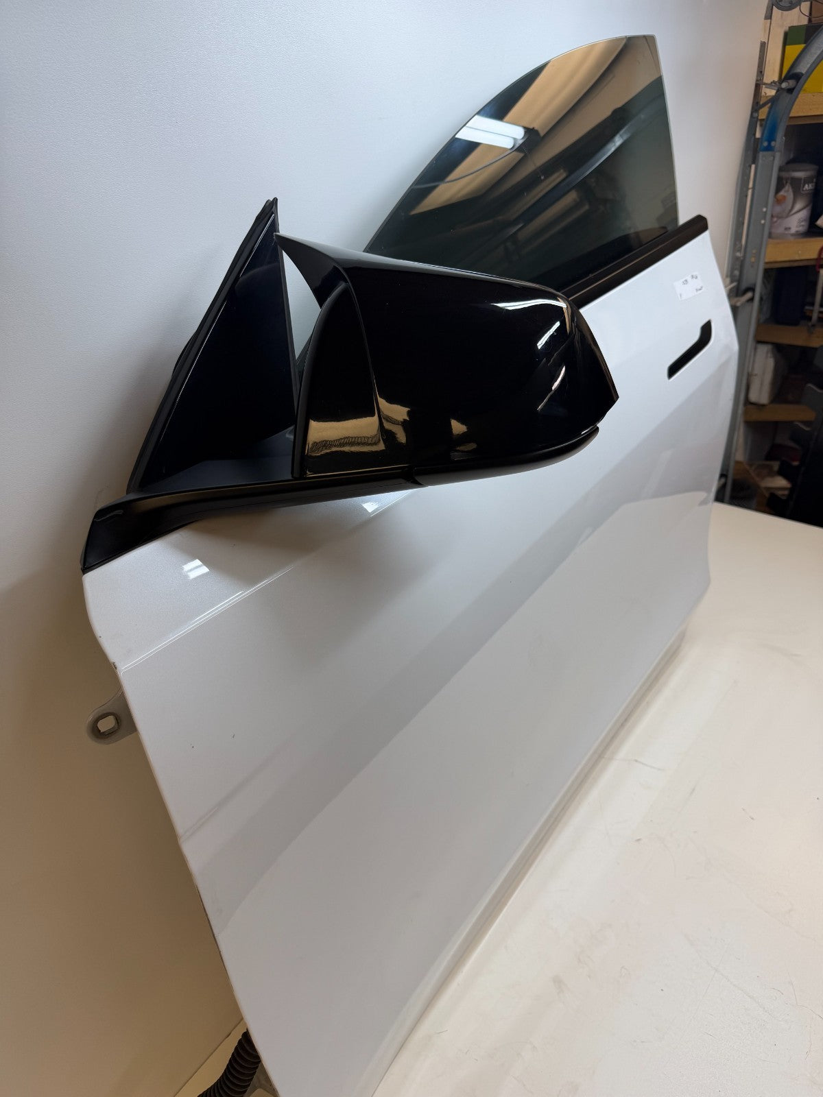2012-2020 Tesla Model Y Fornt Left Driver Side Complete Door Assembly