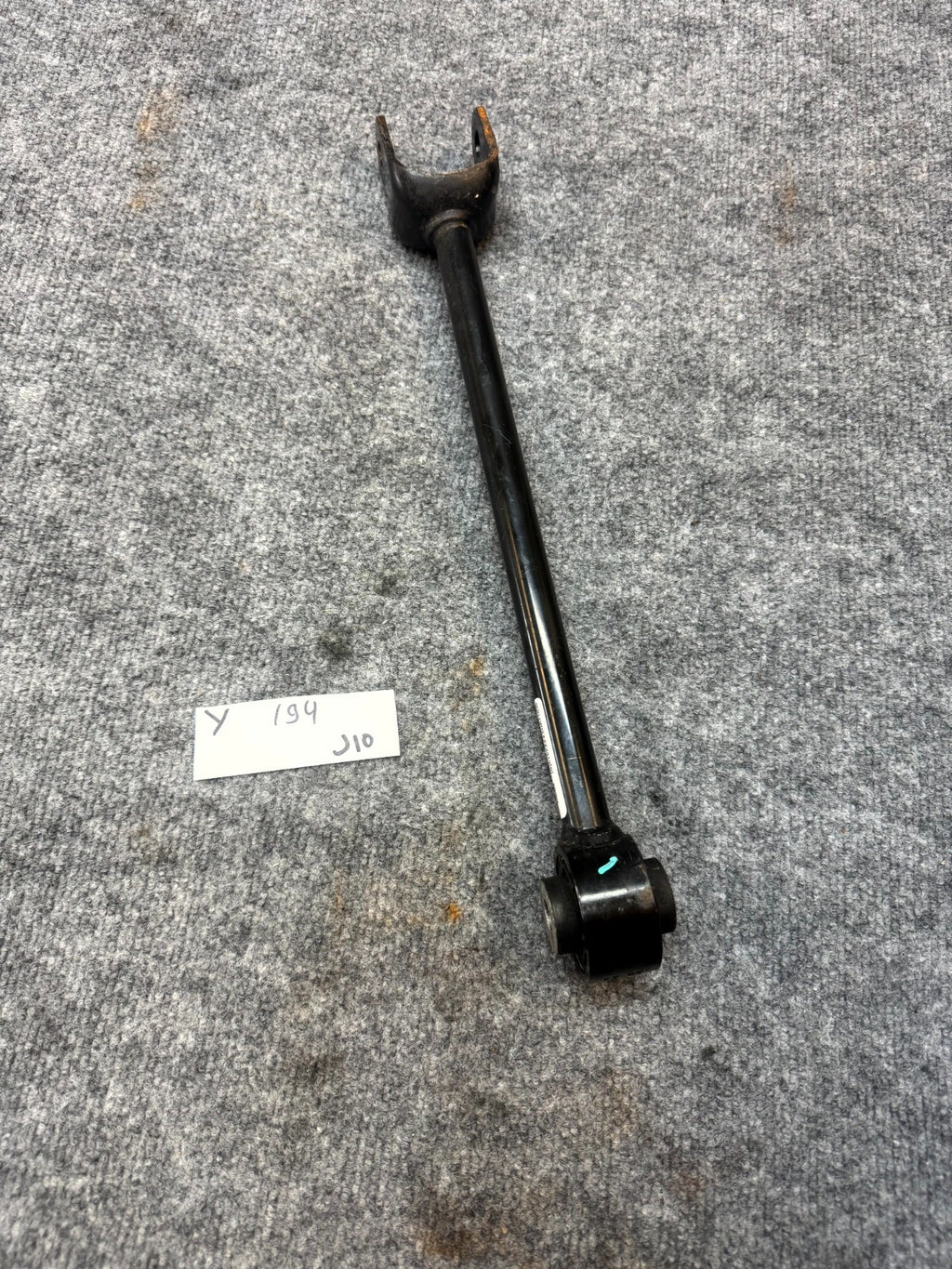 2020 - 2024 TESLA MODEL Y REAR RIGHT / LEFT LOWER CONTROL ARM OEM, 1044441-00-F