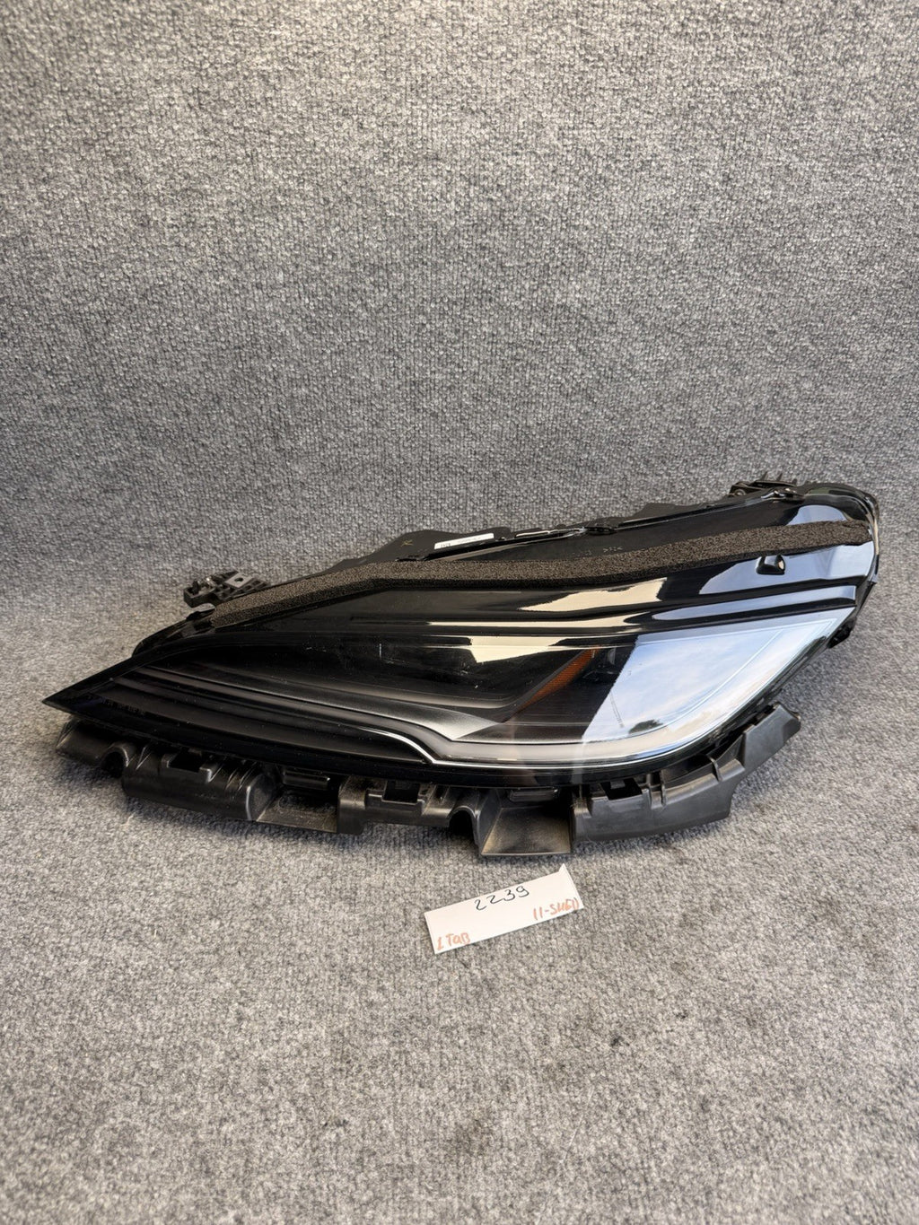 2025-2027 Tesla Model 3 Front left Driver Side LED Headlight 1694086-00-G