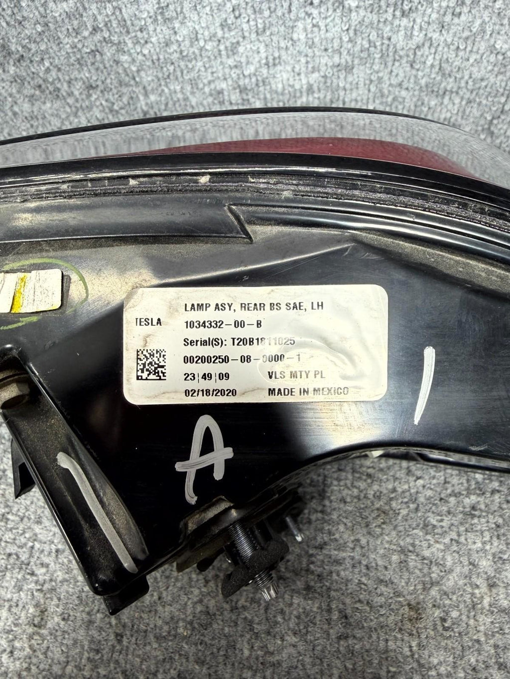 16-21 Tesla Model X Left Driver Side Outer LED Taillight Tail Lamp OEM 103433700