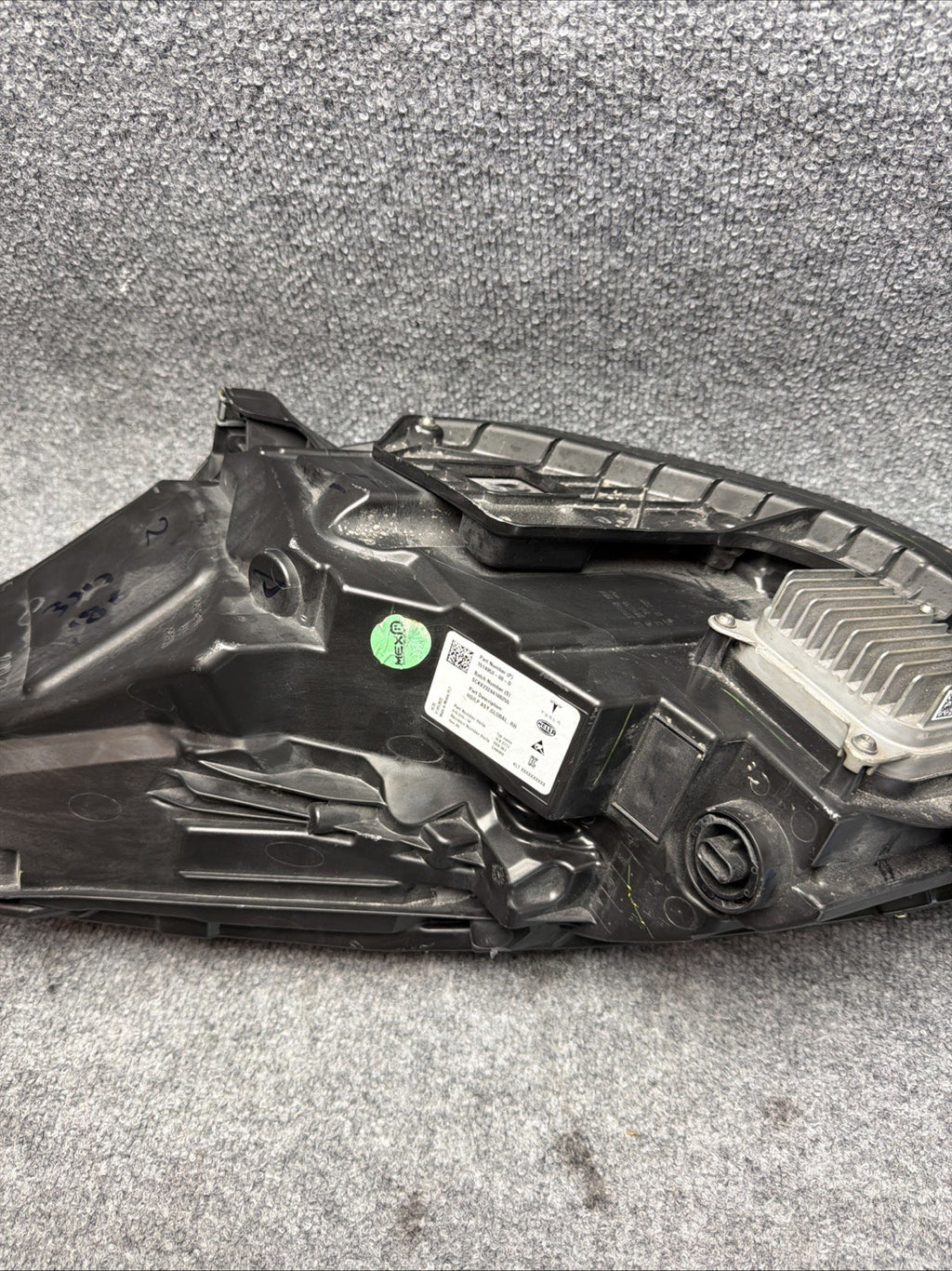♦️OEM 2021-2024 Tesla Model Y Right Passenger Matrix LED Headlight 1514953-00-D