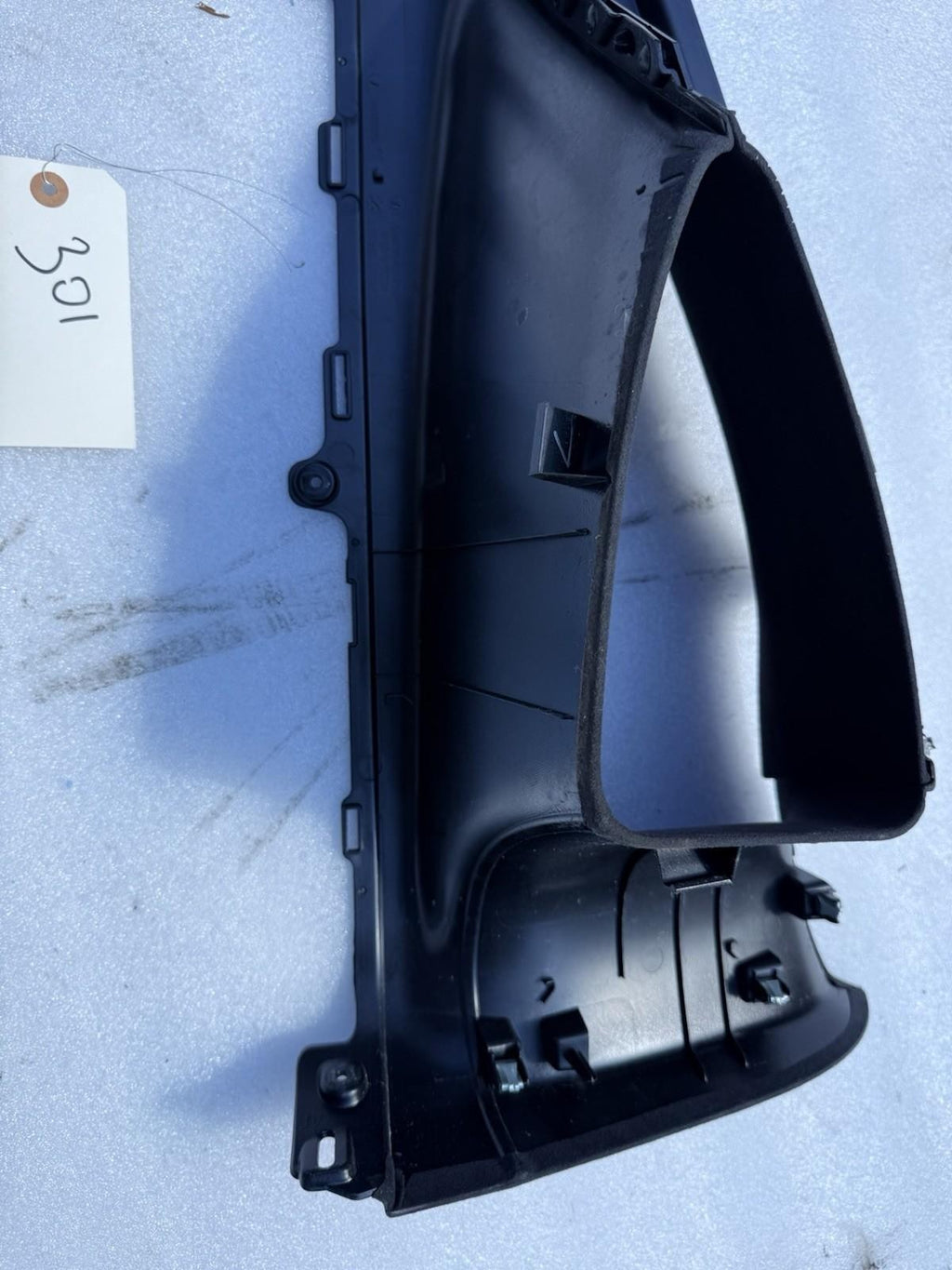 ♦️2016-2020 TESLA MODEL X REAR RIGHT SIDE C PILLAR TRIM COVER OEM, 1035960-04-D