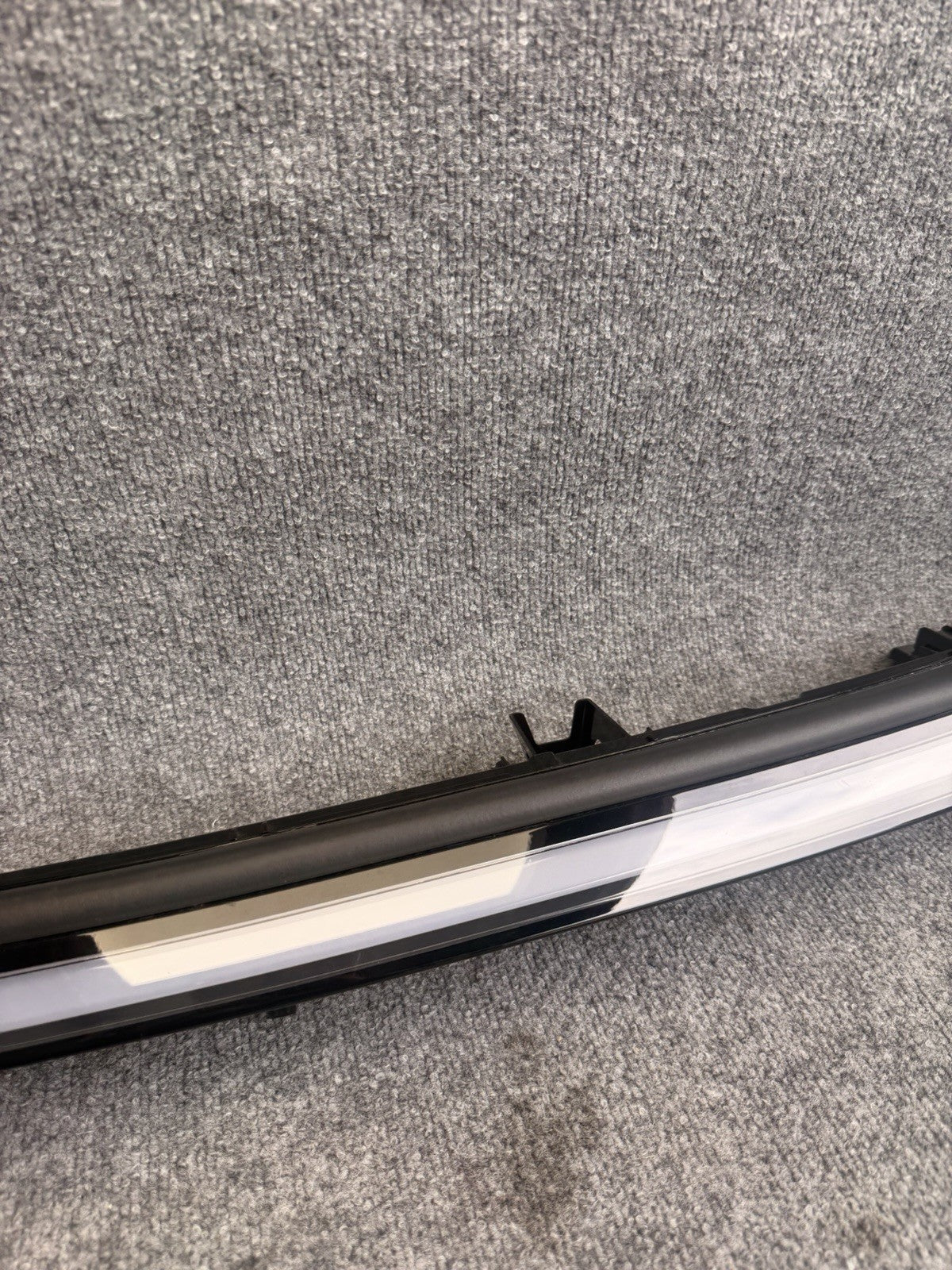 2025-2026 Tesla Model Y Juniper Front Center Lightbar Light Bar 2038294-00-C OEM