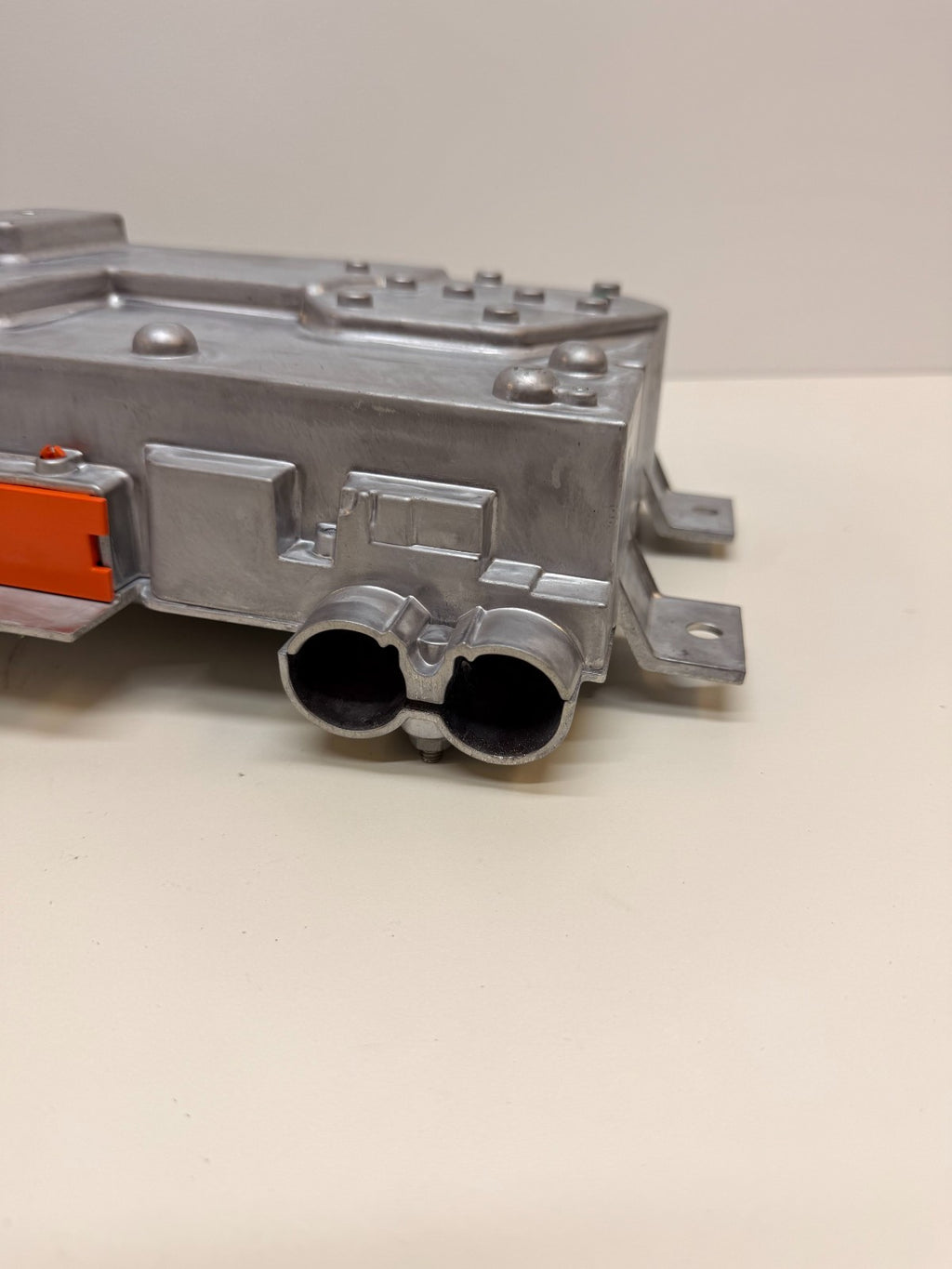 2012-15 Tesla Model S 1-Phase High Voltage Junction Box Dual Motor 1048680-00-A