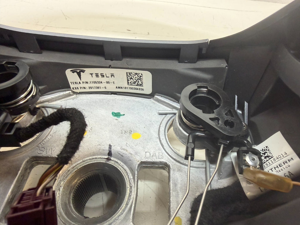 2016-2020 Tesla Model 3 Y Steering Wheel Leather Black 1085682-00-B