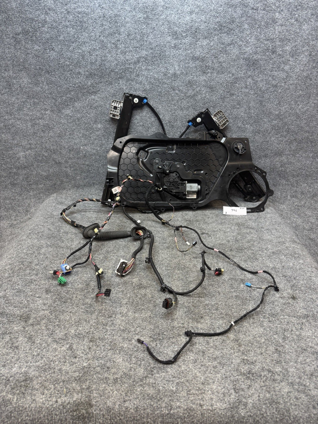 2017-2023 Tesla Model 3 Front Left Door Window Regulator & Motor 1096620-00-L