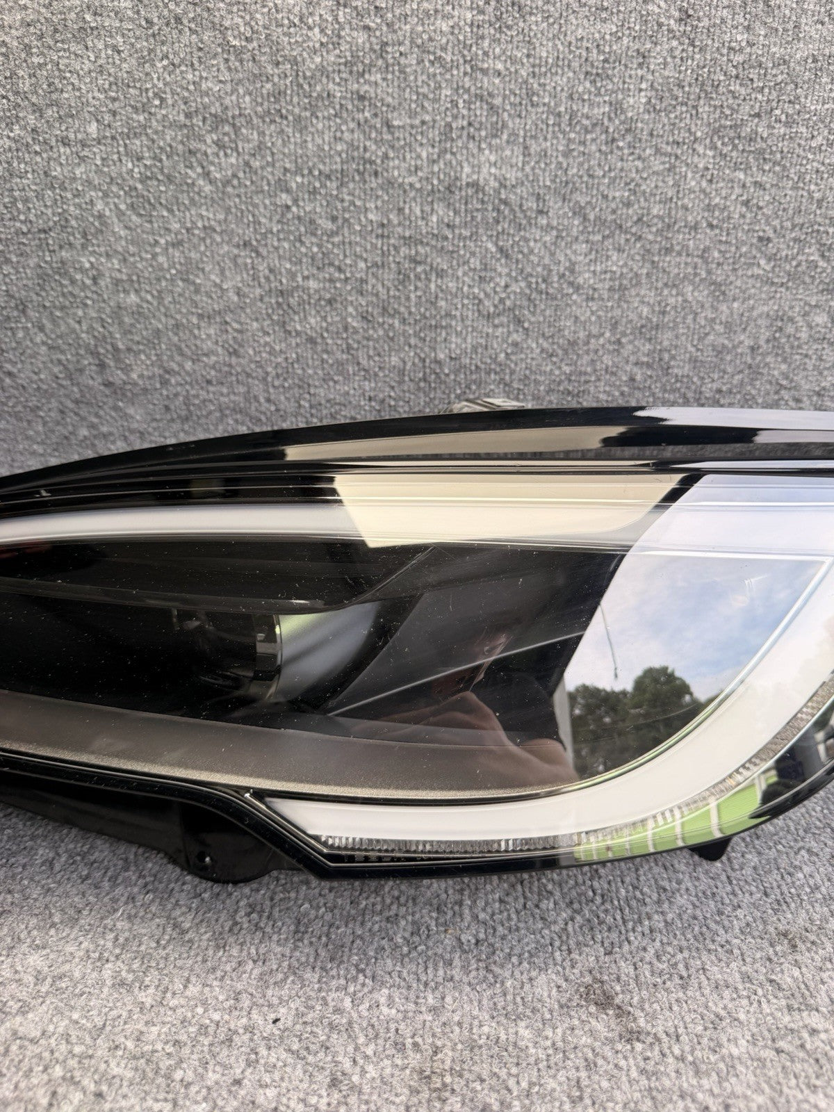 Tesla 2021-2025 Model S Left LH Driver Headlight Headlamp 1563713-00-C