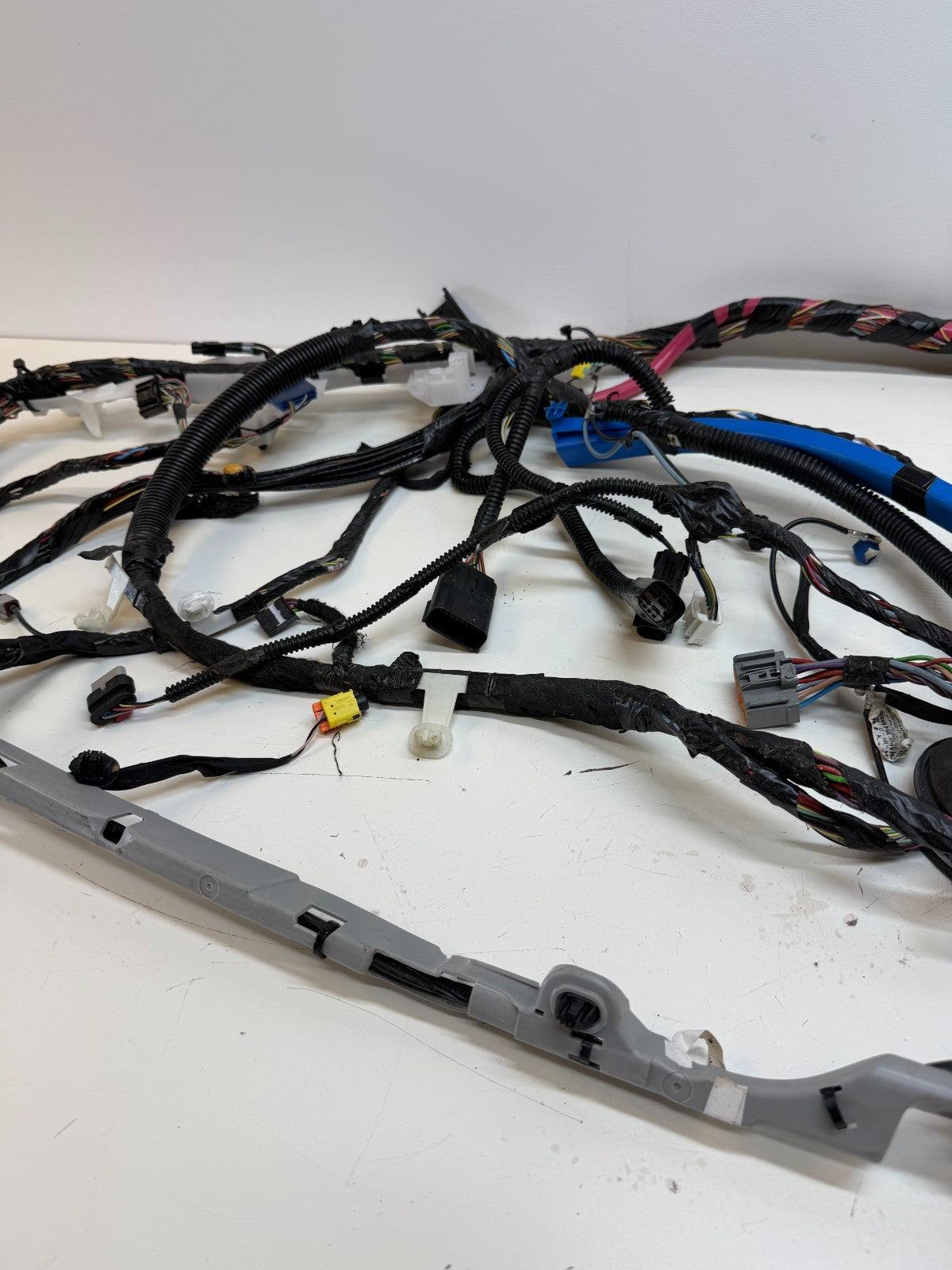 2020-2024 TESLA MODEL Y RIGHT SIDE MAIN BODY WIRE WIRING HARNESS 1489042-00-F