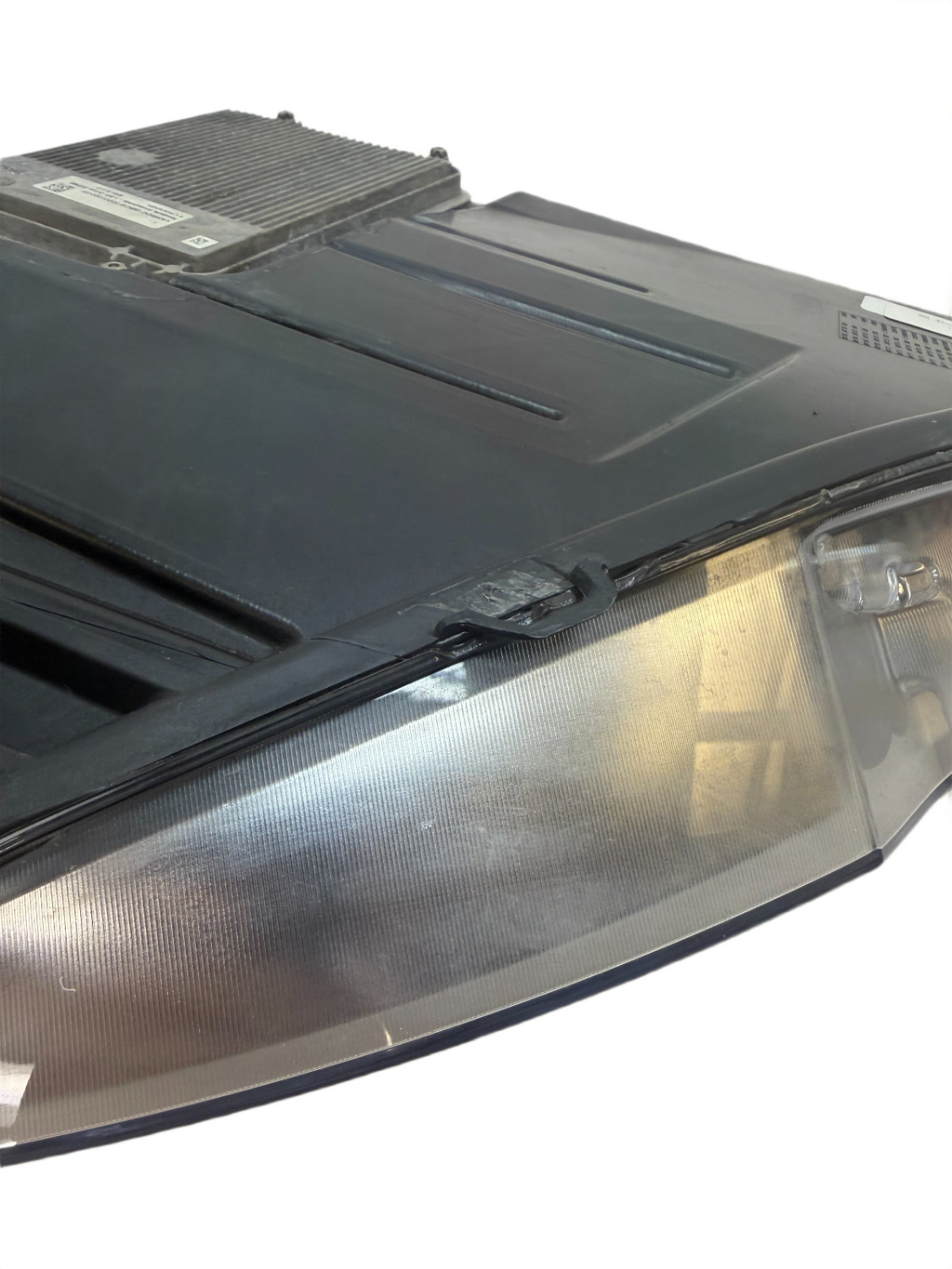2016-2020 Tesla Model S Front Left Side LED Headlight Lamp Assembly 1053570-00-G