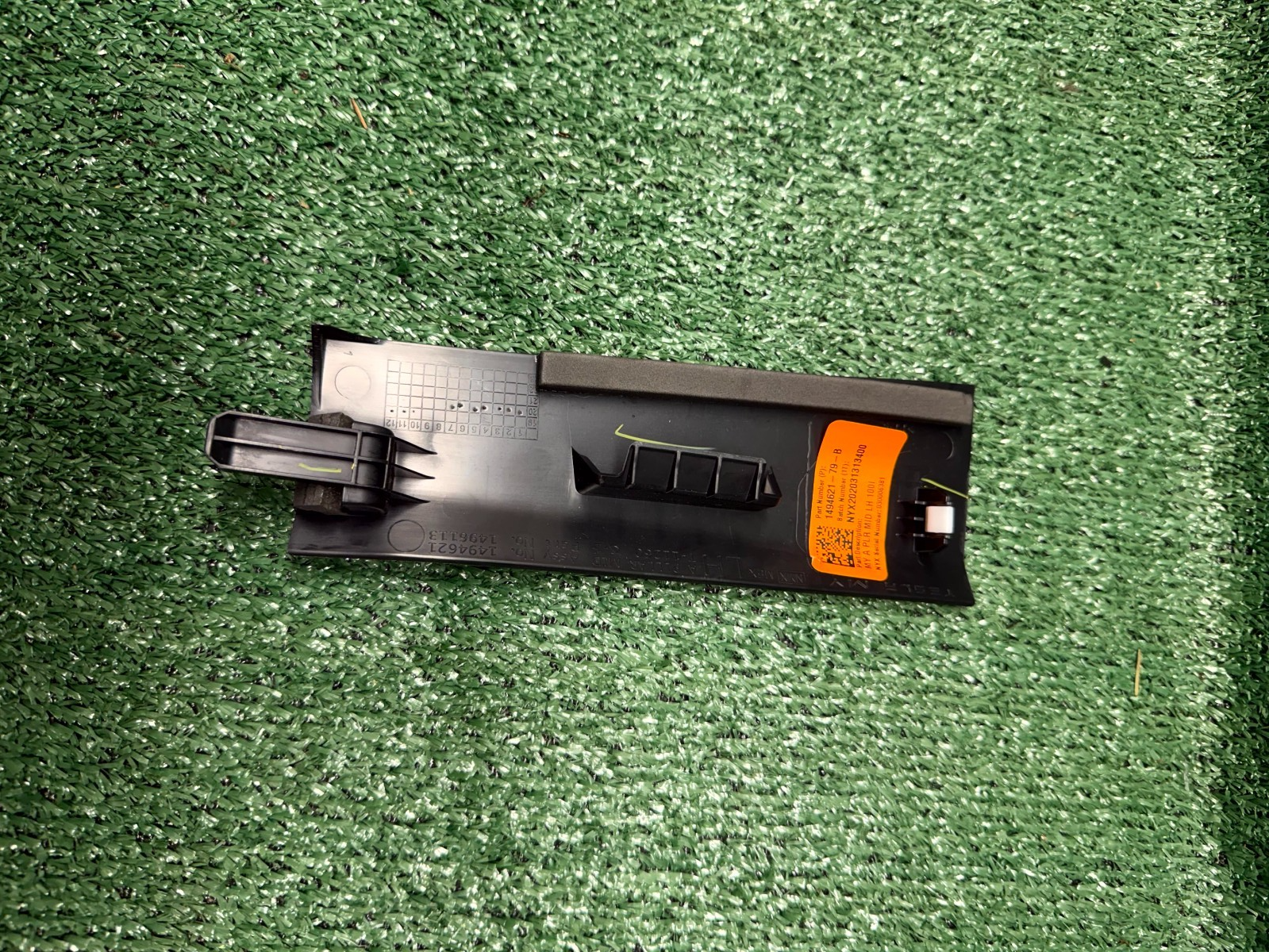 ♦️2020-2023 TESLA MODEL Y LEFT DRIVER SIDE MID A-PILLAR TRIM OEM, 1494621-79-B