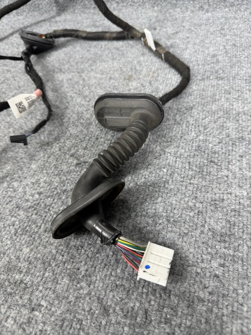 ♦️17-23 TESLA MODEL 3 REAR LEFT SIDE DOOR WIRING HARNESS CABLE OEM, 2067965-00-B