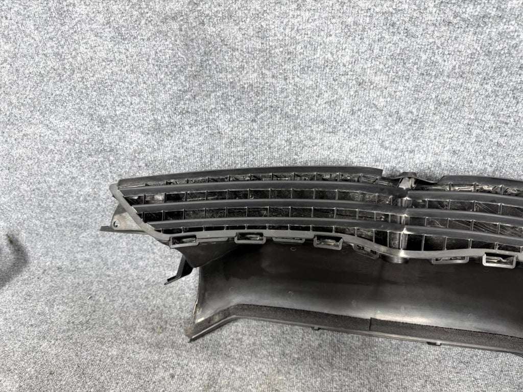 2016-2020 Tesla Model X Front Air Intake Grille Nose Duct Seal OEM, 1043816-00-C