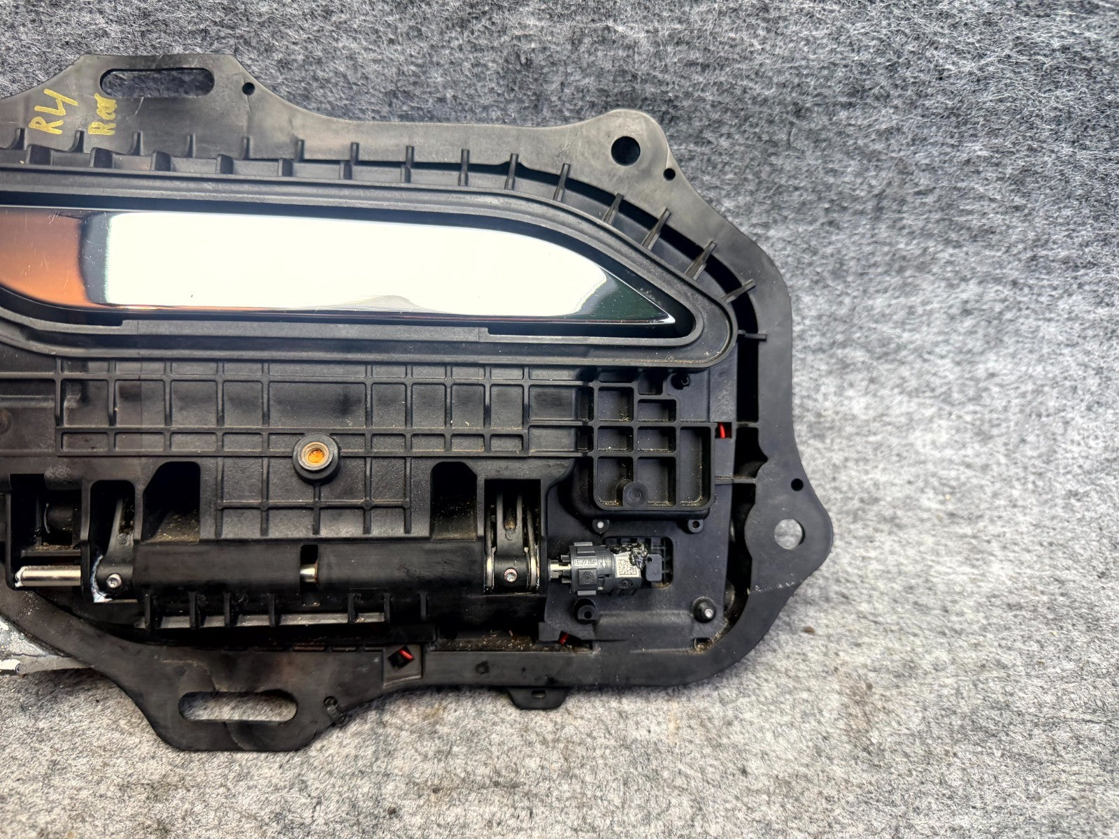 ♦️2012 - 2016 TESLA MODEL S REAR RIGHT EXTERIOR DOOR HANDLE OEM, 1135723-S0-A