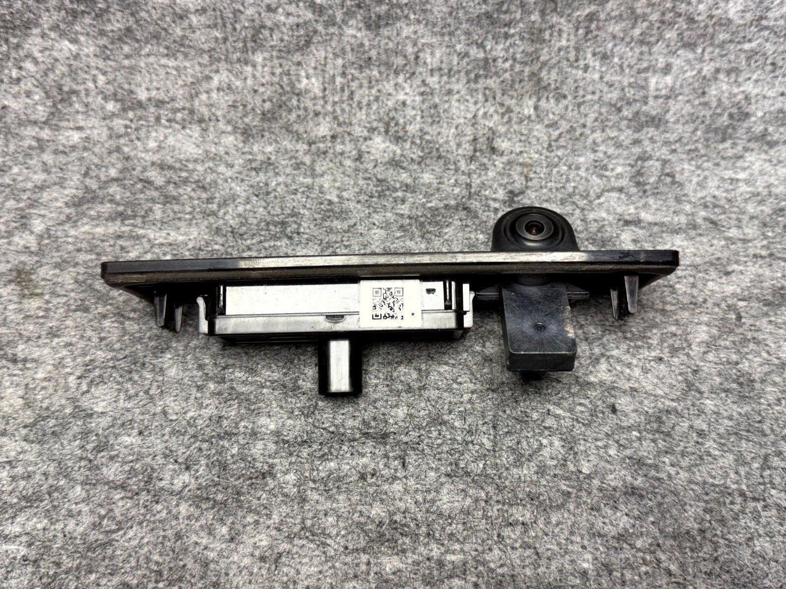 ♦️2017 – 2023 TESLA MODEL 3/Y REAR TRUNK BACK UP CAMERA OEM, 1095949-00-E