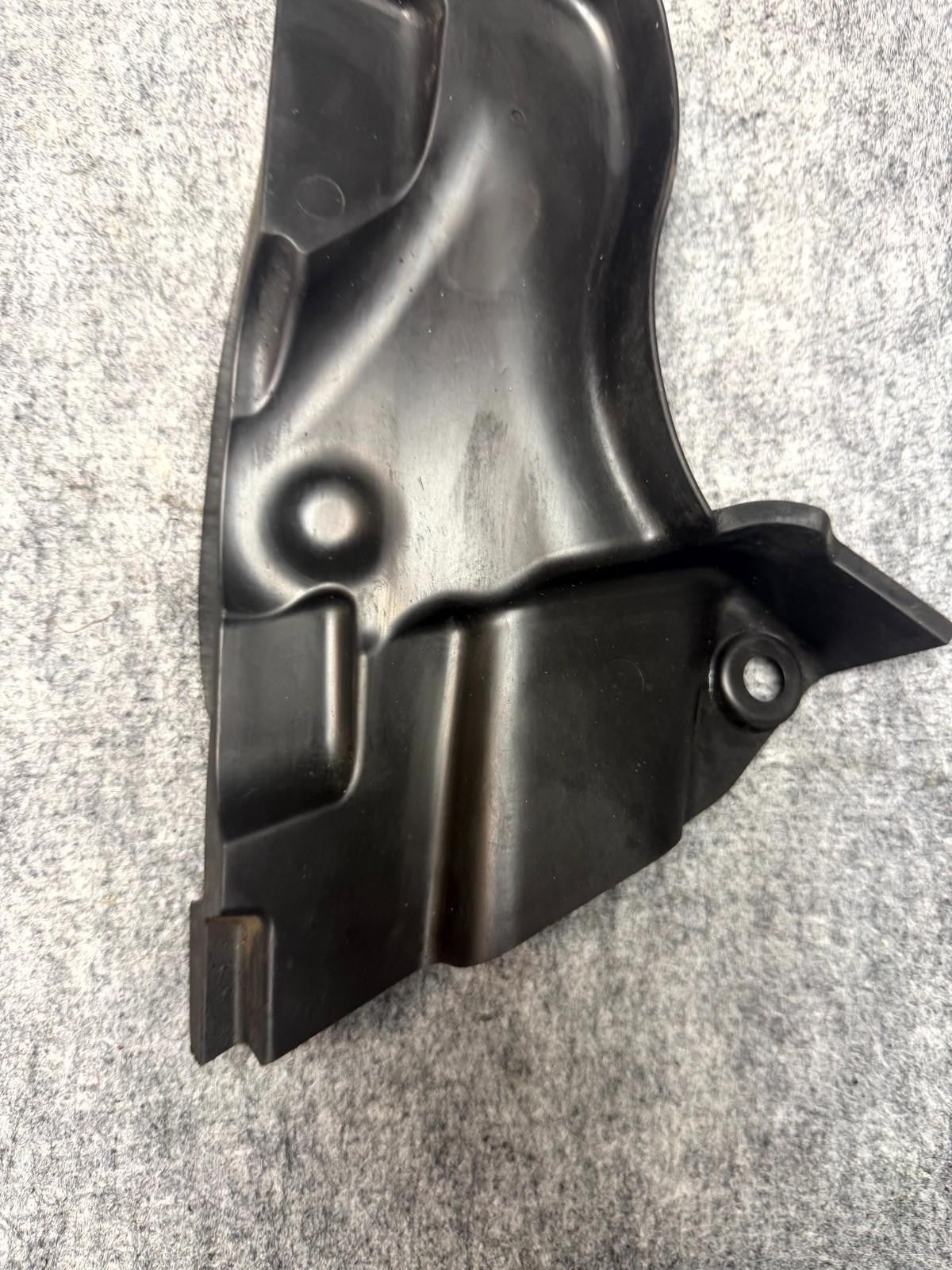 ♦️17-23 TESLA MODEL 3 FRONT RIGHT SIDE STRUT SHOCK TOWER COVER OEM, 1081695-00-A