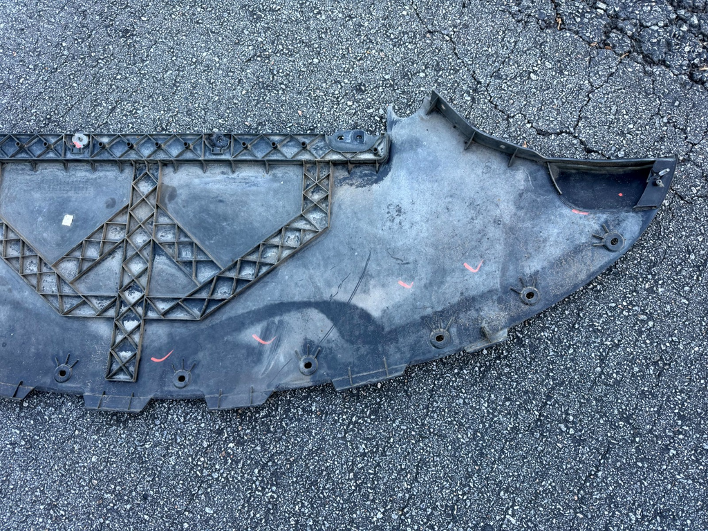 ♦️17 - 23 TESLA MODEL 3 FRONT BUMPER LOWER SPLASH SHIELD COVER OEM, 1084174-00-D