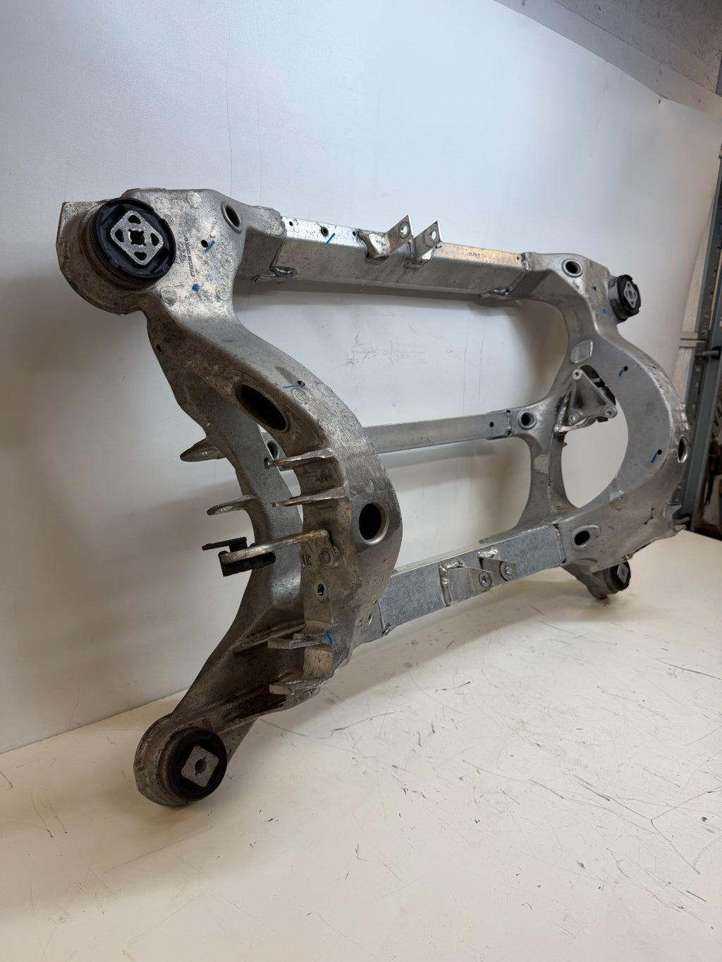 2016 - 2020 Tesla Model X Rear Subframe Crossmember 6007012-00-H