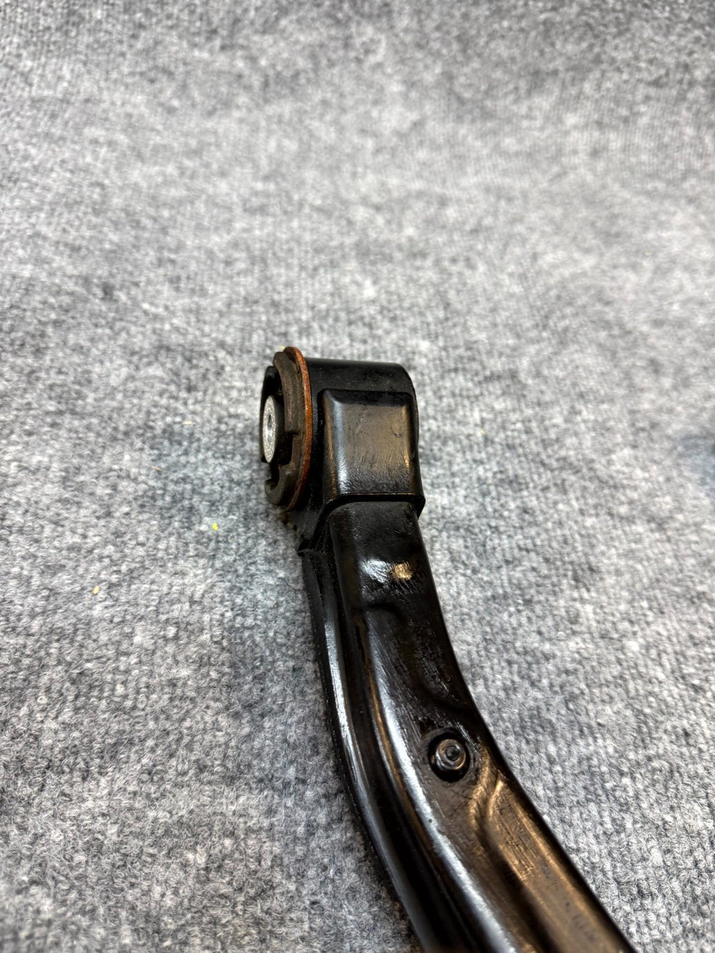2020 - 2024 TESLA MODEL Y FRONT RIGHT UPPER CONTROL ARM OEM, 1044326-00-J
