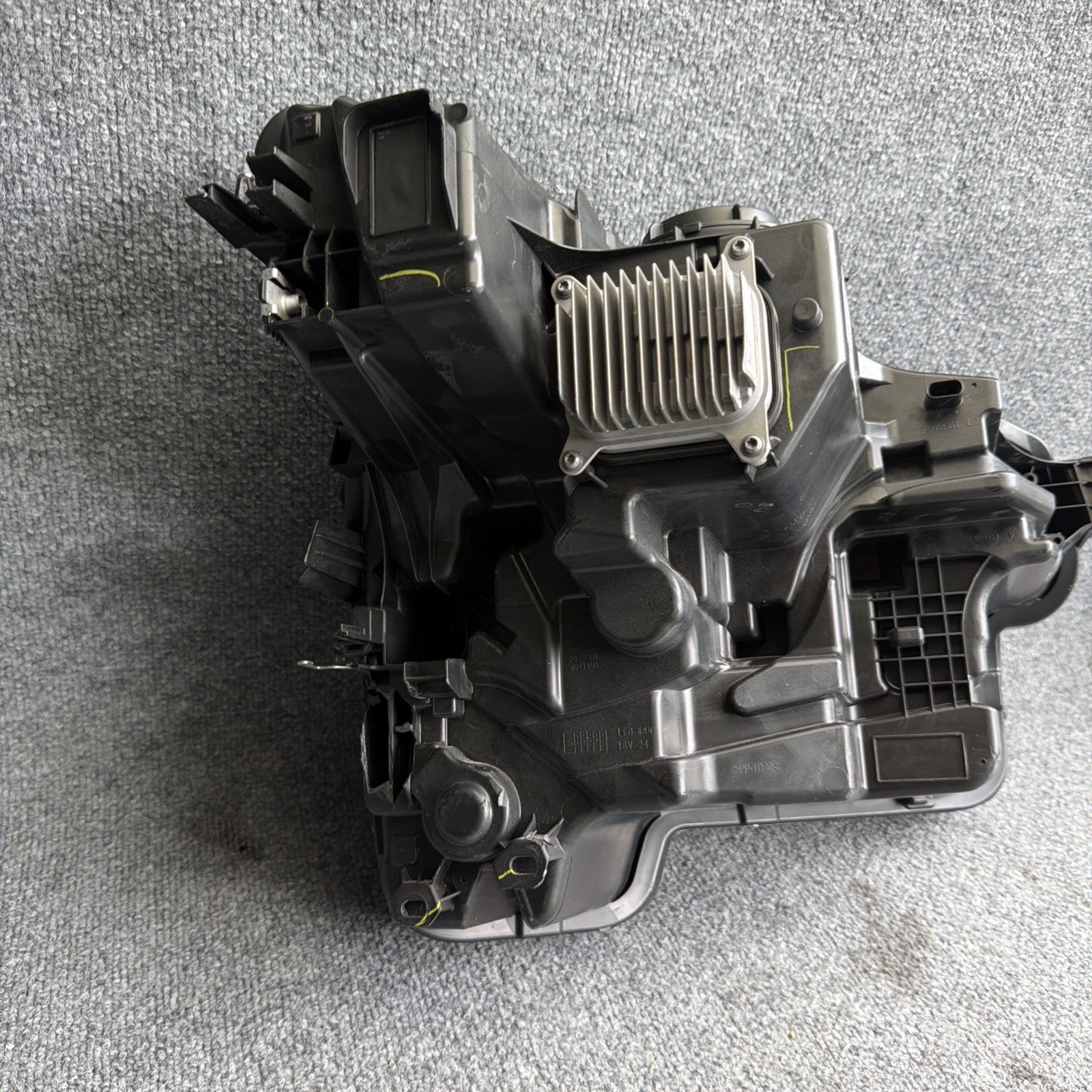 Tesla Model Y JUNIPER 2025-26 Front Left Driver Side Headlight 1918347-00-E