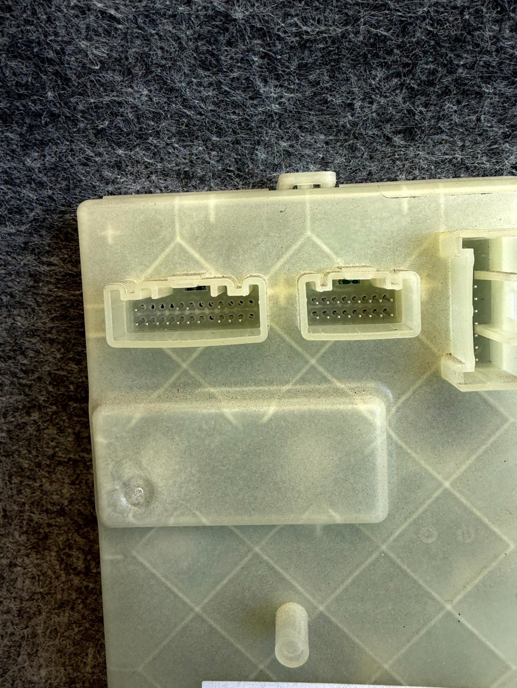 ♦️2017 – 2023 TESLA MODEL 3 CHARGING PORT CONTROL MODULE UNIT OEM, 1092755-98-D