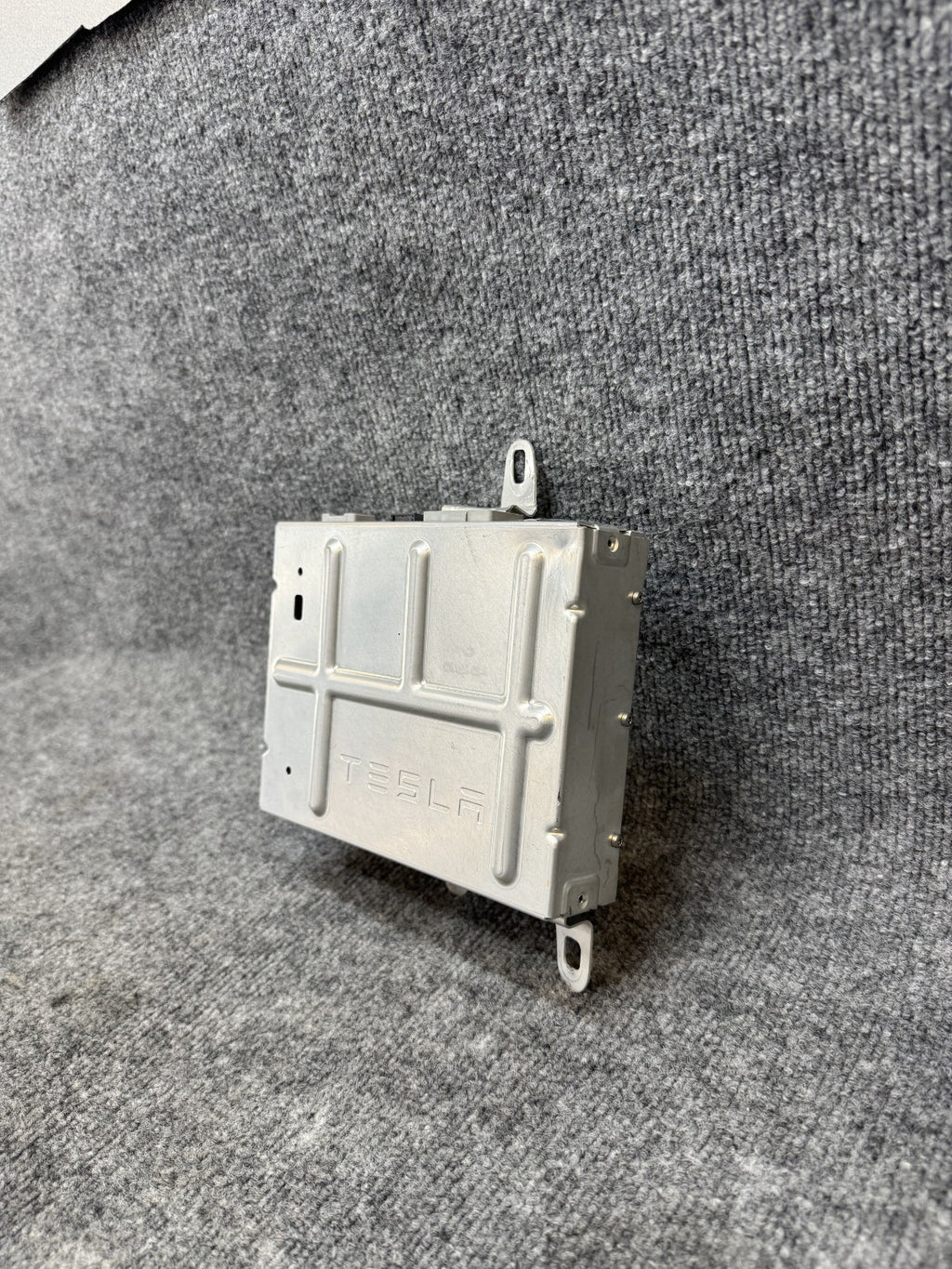 2020-2024 TESLA MODEL Y AUDIO SOUND AMP AMPLIFIER CONTROL MODULE OEM, 150715201B