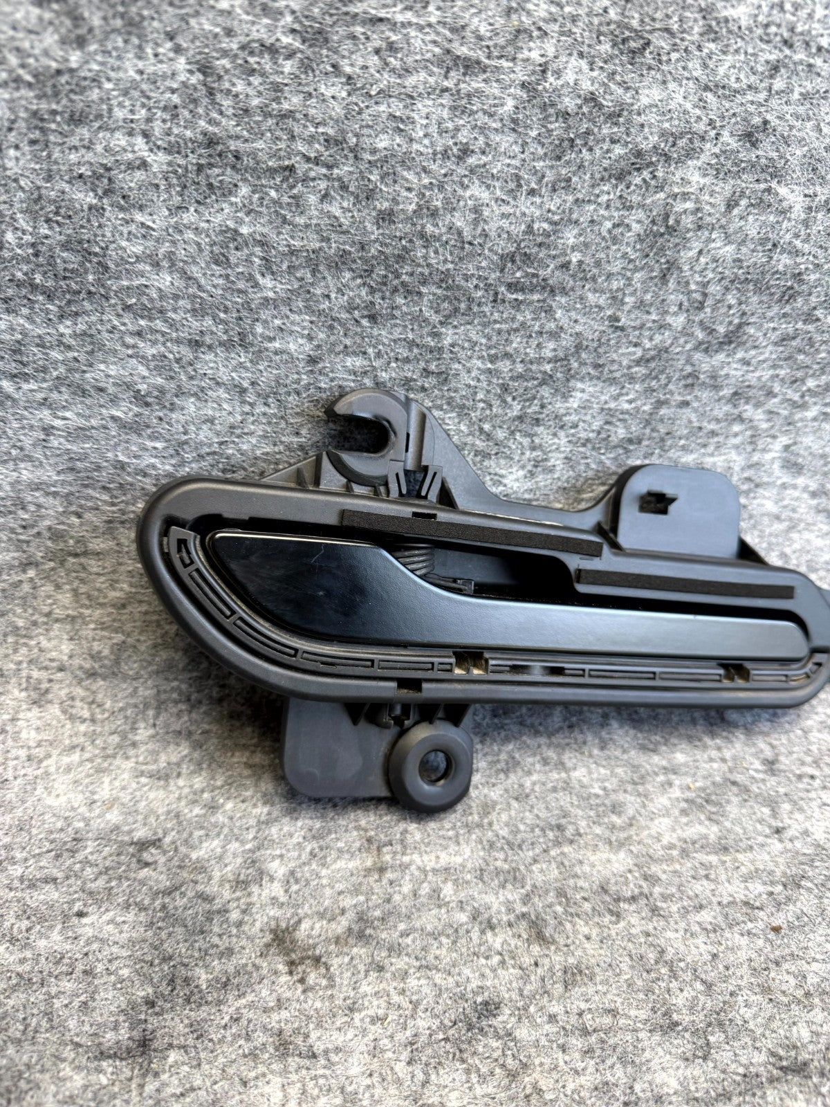 ♦️2017 - 2023 TESLA MODEL 3 RIGHT SIDE EXTERIOR DOOR HANDLE OEM, 1528115-00-D