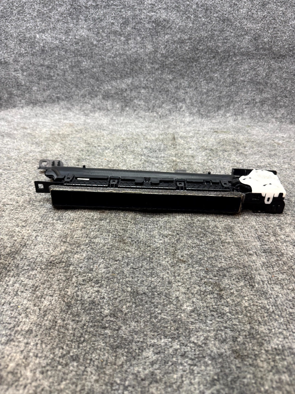 2017-2023 TESLA MODEL 3 RIGHT FRONT DASH AIR VENT GRILLE TRIM OEM, 1135554-00-A