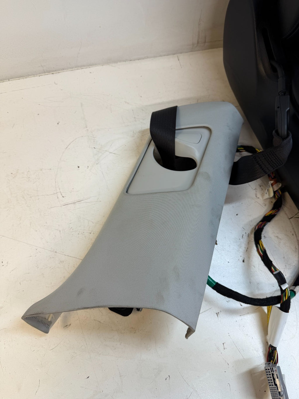 20-23 Tesla Model 3 Front 1st Row Seat Right Passenger Side Black 1456943-00-C