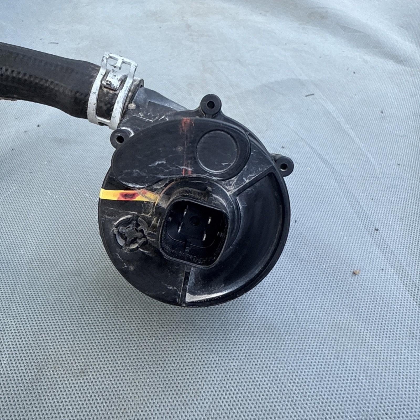 12-16 Tesla Model S Auxiliary Electric Water Cooling Coolant Pump OEM,600736700E