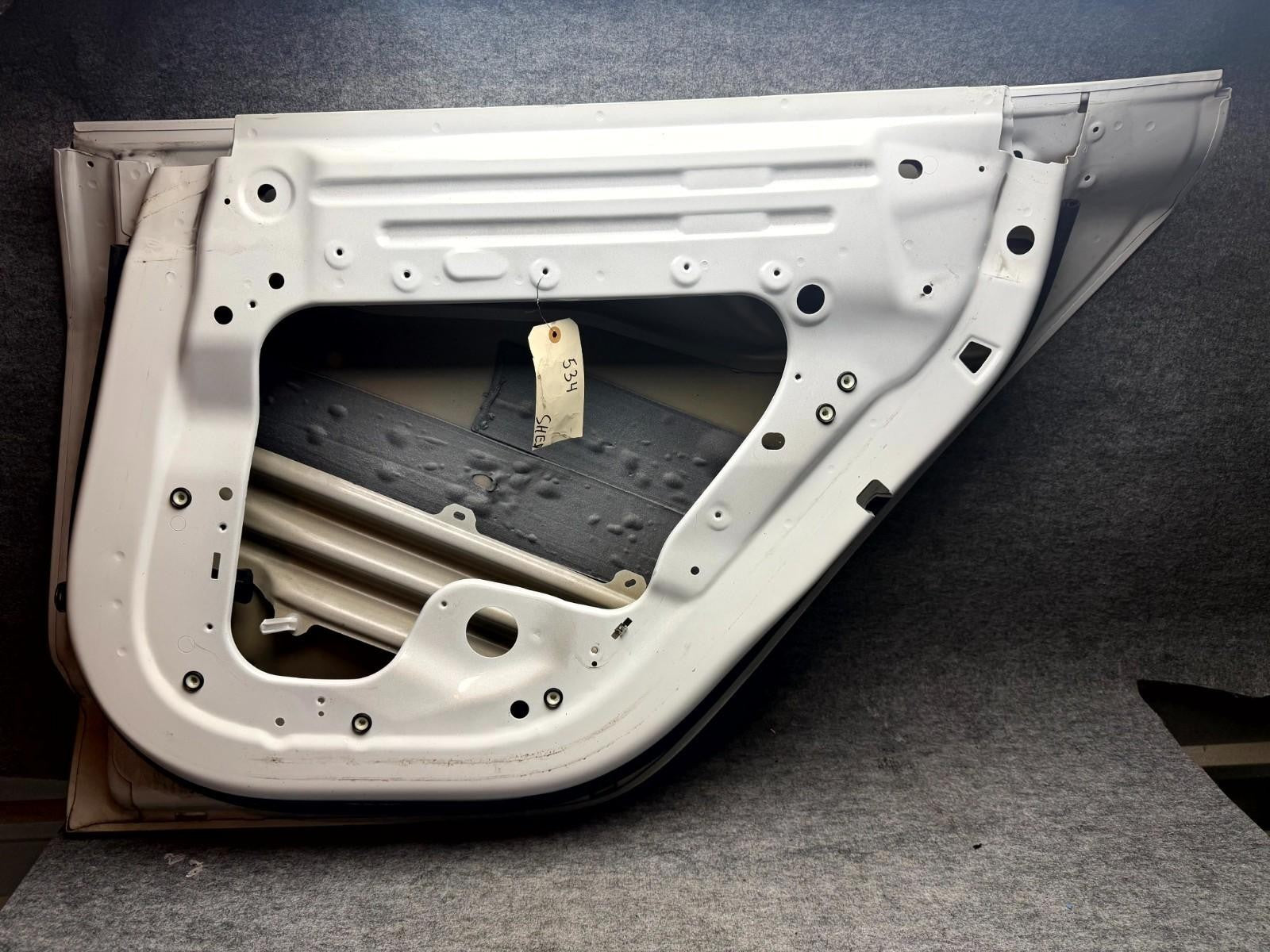 ♦️2017 - 2023 TESLA MODEL 3 REAR RIGHT SIDE DOOR PANEL TRIM OEM, 1081484-00-G
