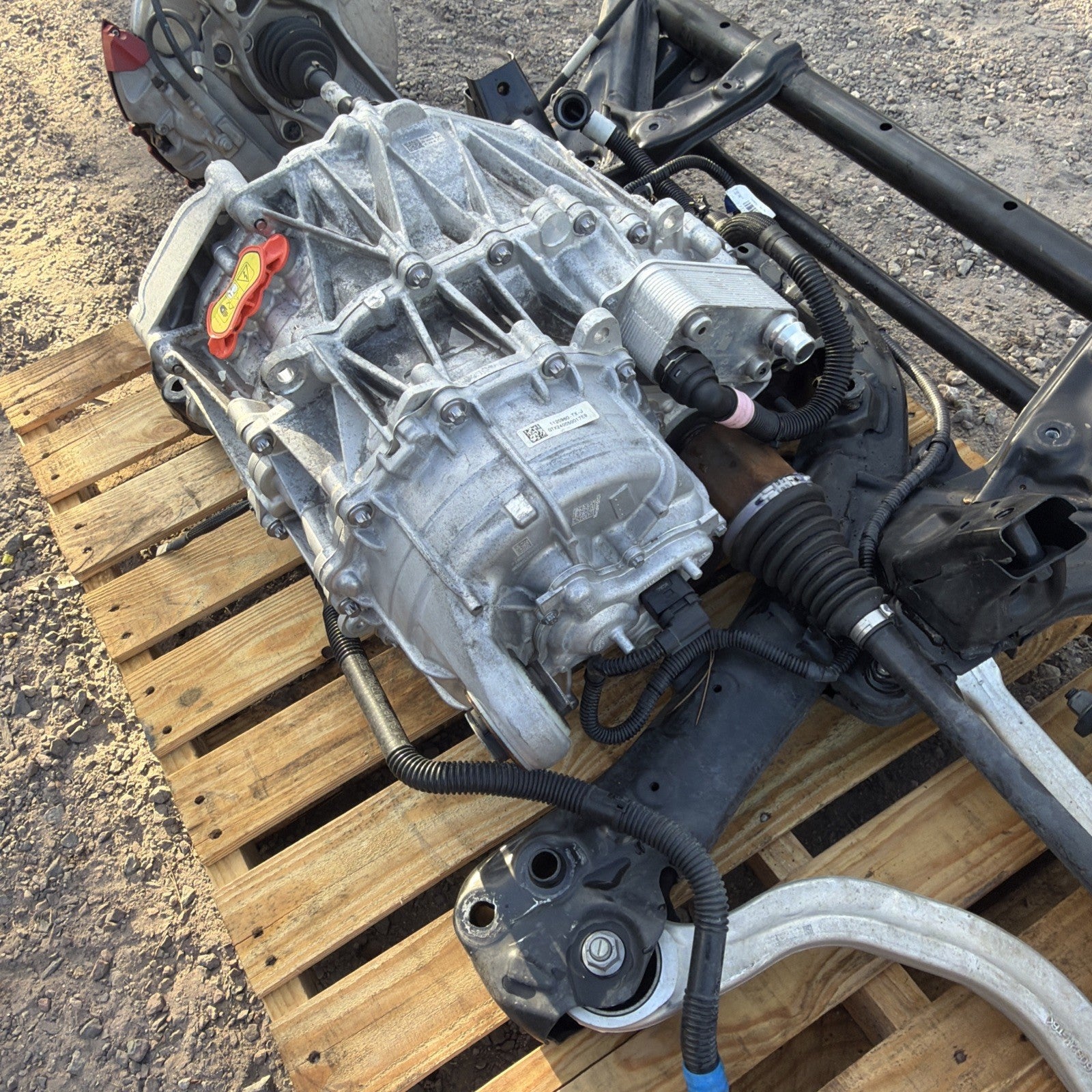 17-22 TESLA MODEL Y AWD FRONT SUSPENSION And ENGINE, SUBFRAME  COMPLETELY OEM