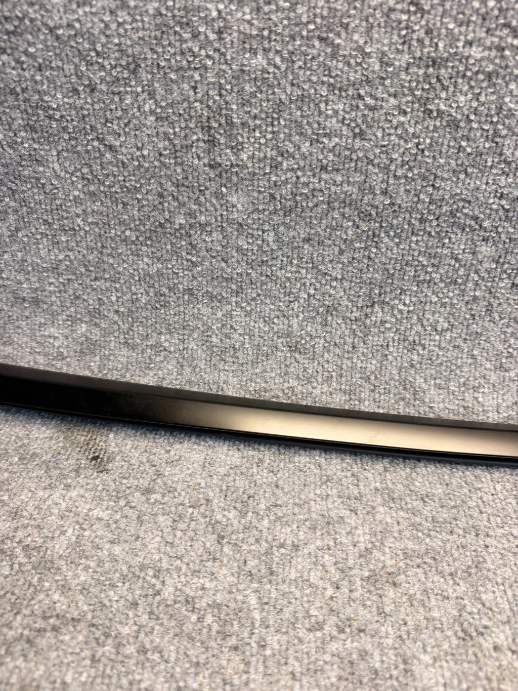 2020-2024 Tesla Model Y Front Right Door Window Belt Molding 1621165-00-B
