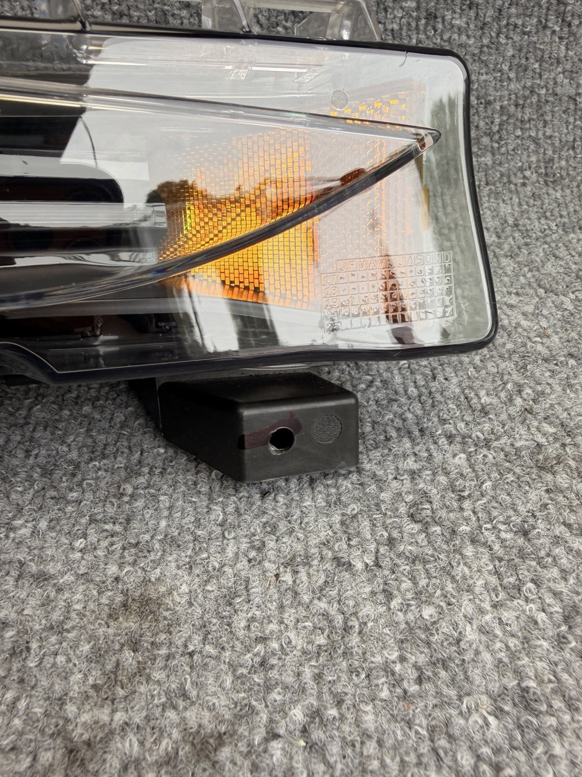 2017-2020 Tesla Model 3/Y RH Passenger LED Fog Light 1077390-00-F OEM 2Pin