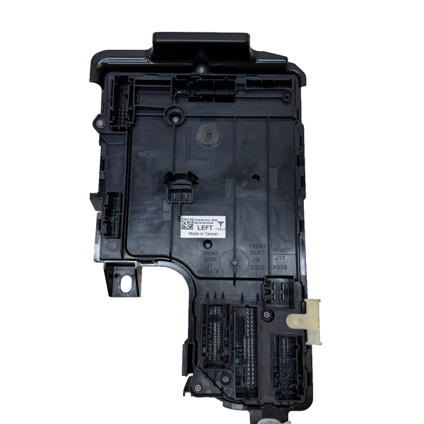 2017-2023 Tesla Model Y Left Driver Body Control Module BCM 1497847-02-D
