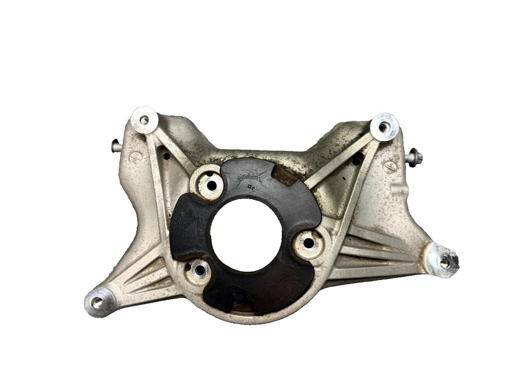 ♦️17 - 23 TESLA MODEL 3 FRONT RIGHT UPPER STRUT MOUNT BRACKET OEM, 1044037-00-C