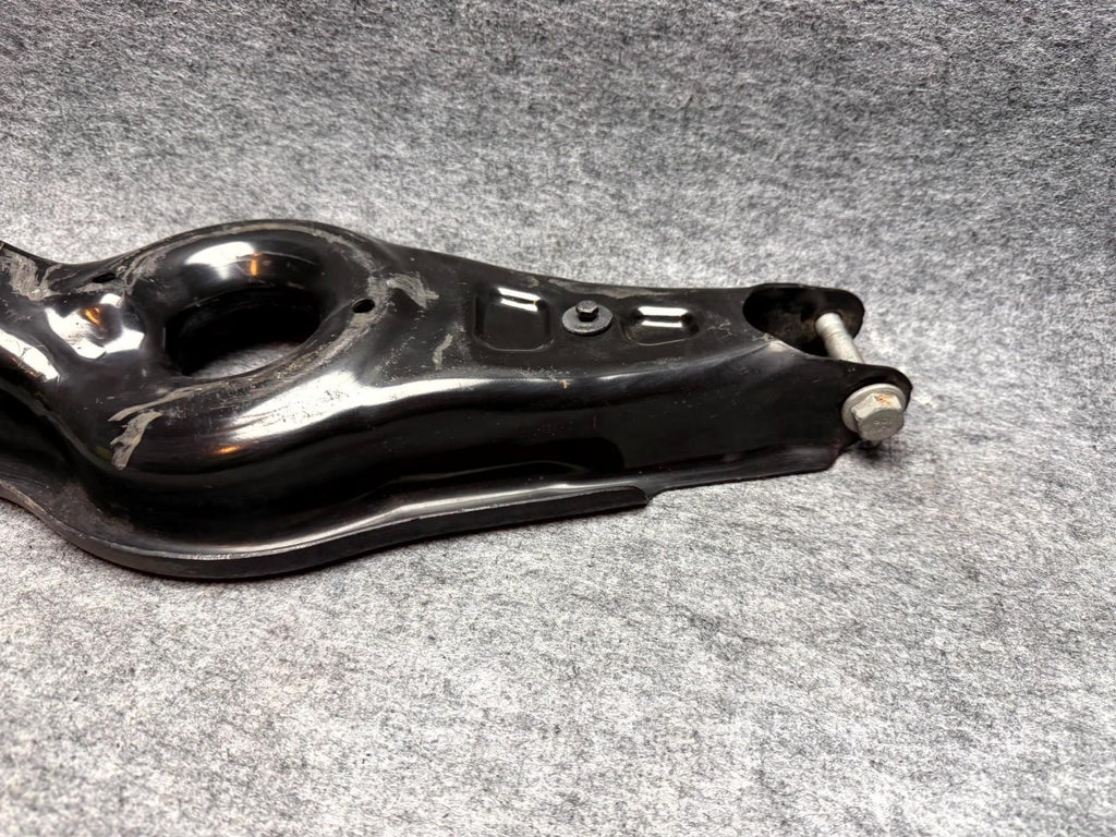 ♦️2017 - 2023 TESLA MODEL 3 REAR LEFT SIDE LOWER CONTROL ARM OEM, 1044451-00-F