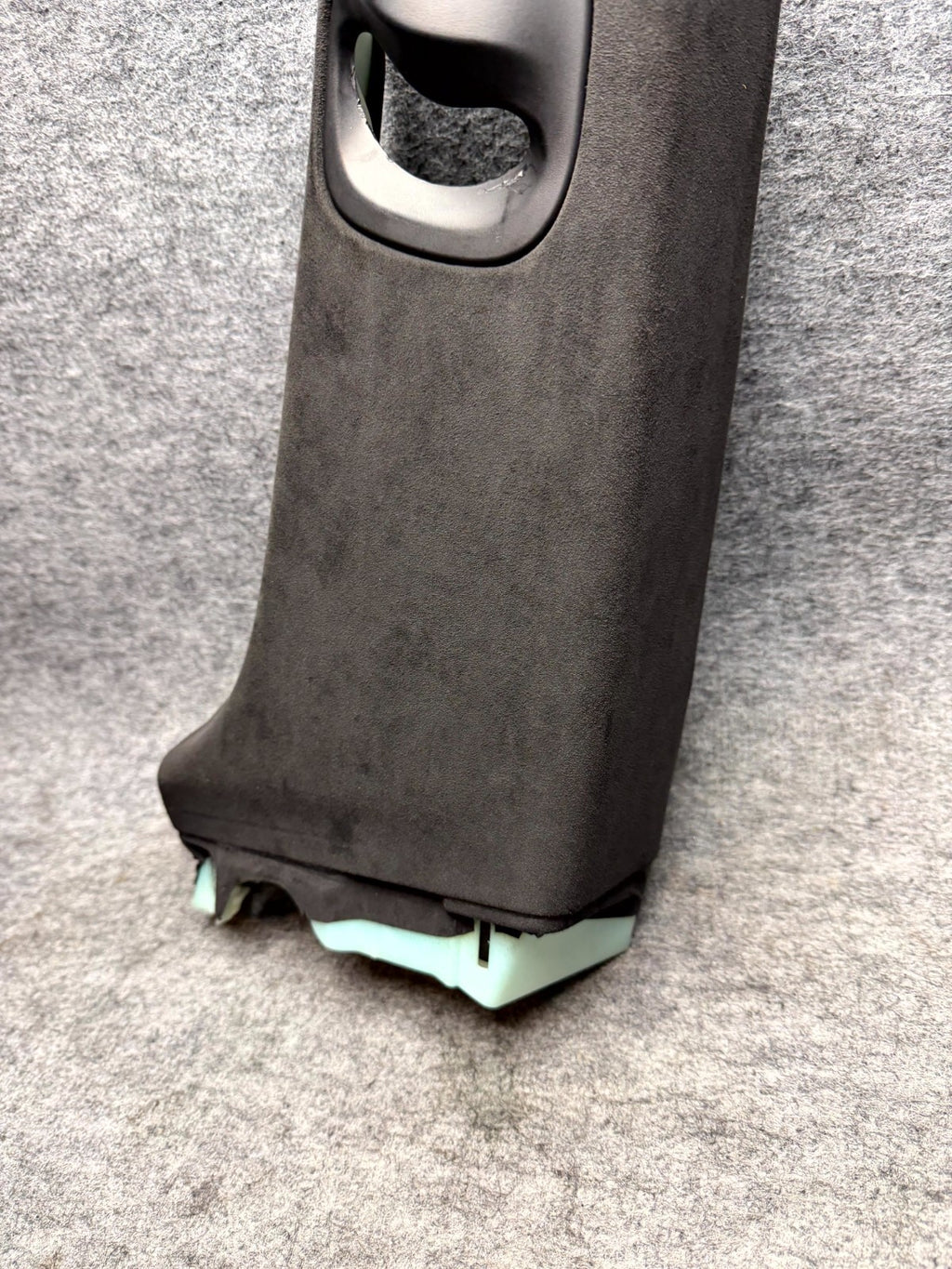 ♦️2012 - 2020 TESLA MODEL S RIGHT SIDE B-PILLAR TRIM COVER OEM, 1021613-02-A