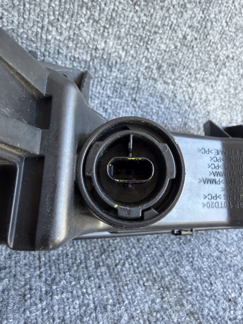 2017 - 2024 TESLA MODEL 3 Y FRONT RIGHT SIDE LED FOG LIGHT OEM, 1077390-00-F