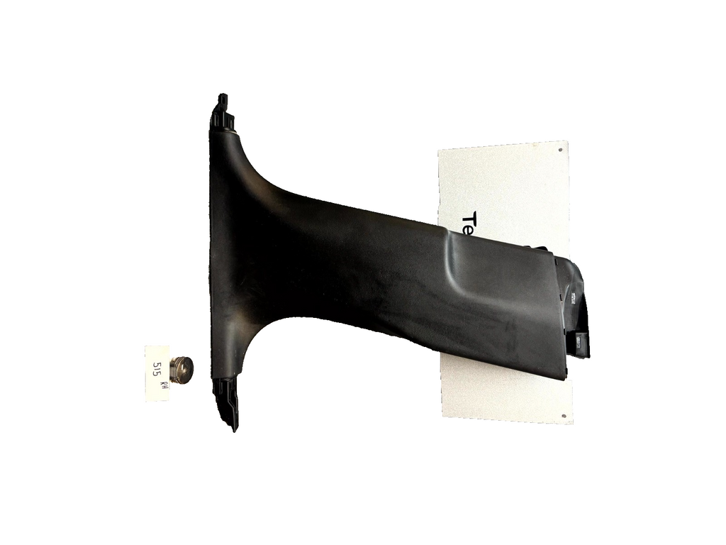 20-24 TESLA MODEL Y RIGHT SIDE B-PILLAR LOWER COVER TRIM PANEL OEM, 1494624-00-F