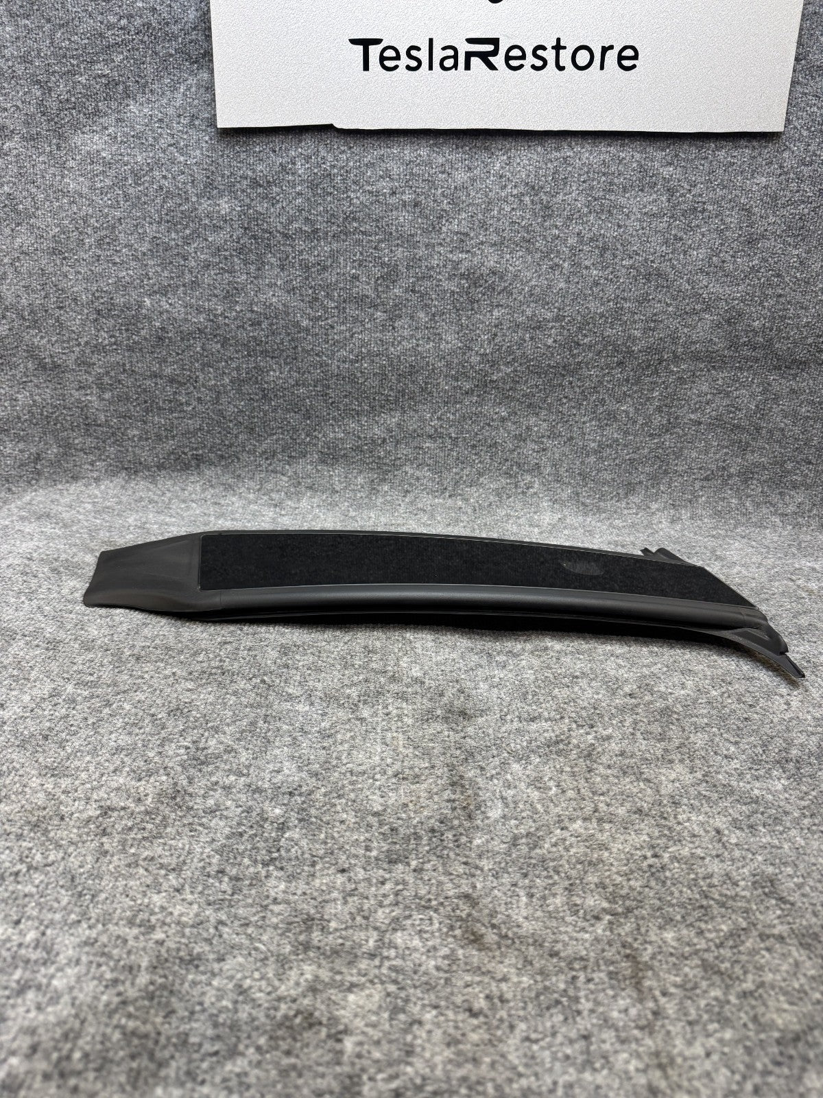 2020 - 2024 TESLA MODEL Y LEFT SIDE B-PILLAR GLASS TRIM CAMERA OEM, 1785299-00-B