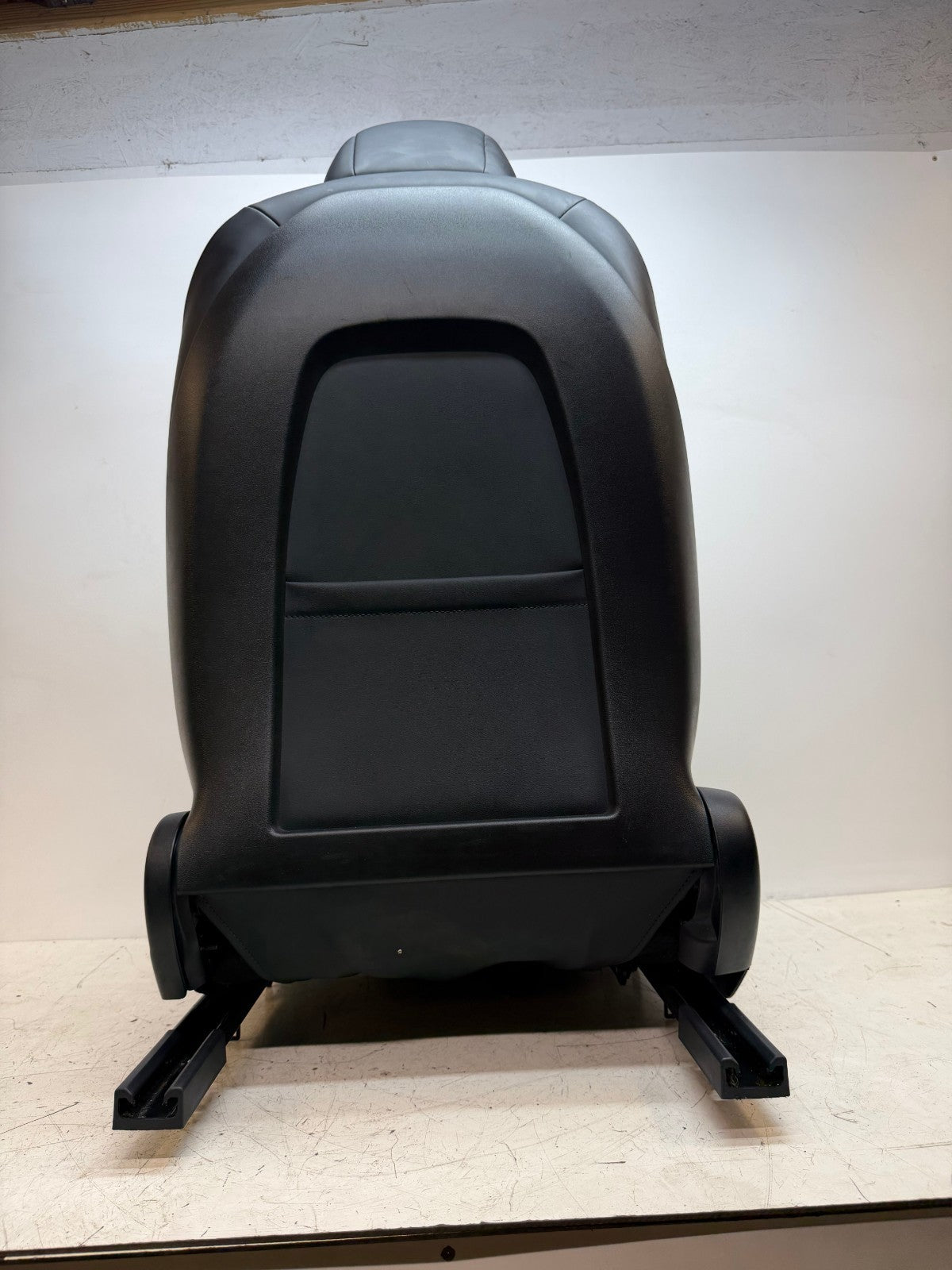 2017-23 Tesla Model 3 Front Right Passenger Side 1st Row Seat Black 1456943-99-E