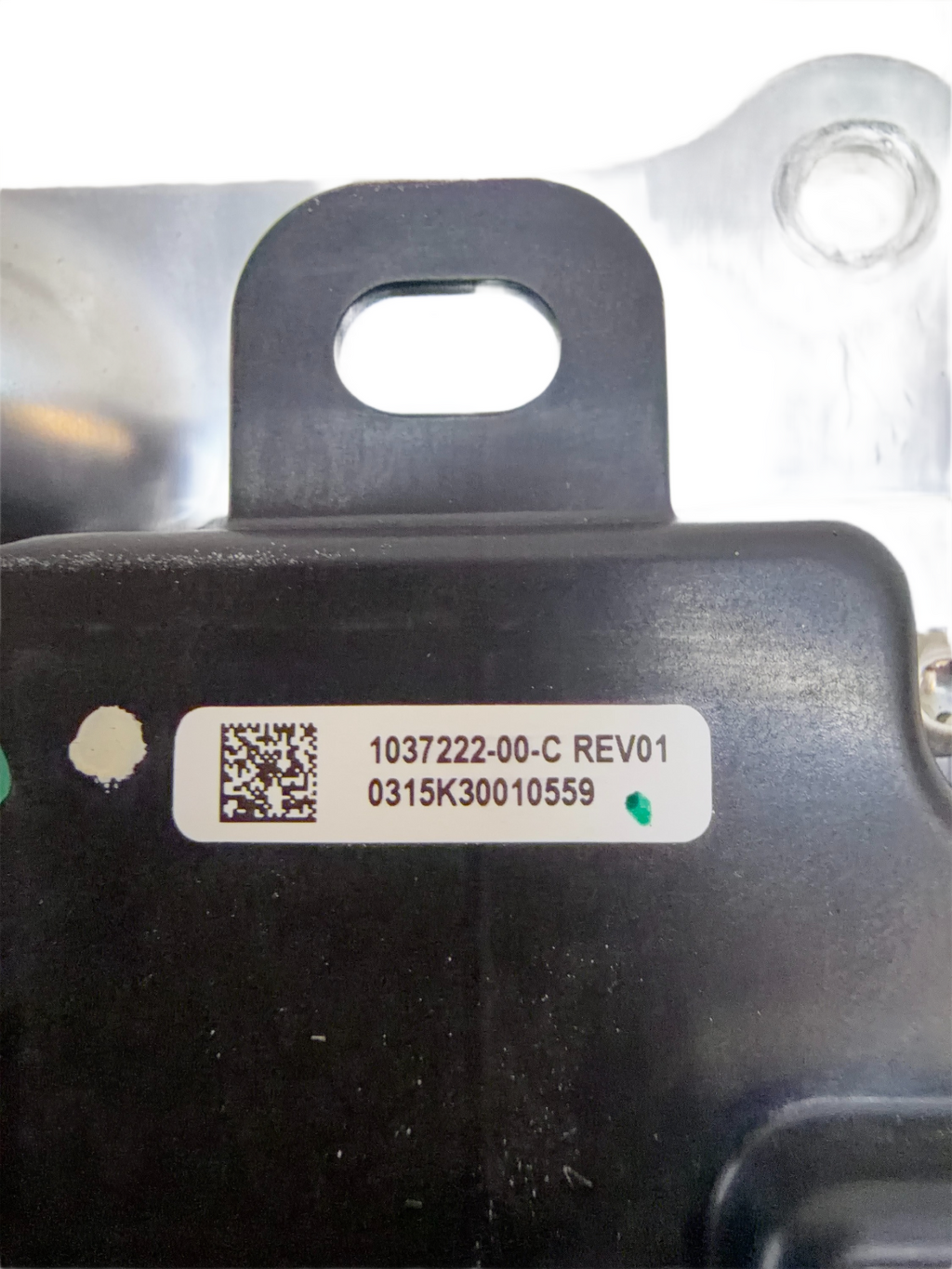 2016-2020 Tesla Model X Front Left Door Control Module OEM 1037222-00-C