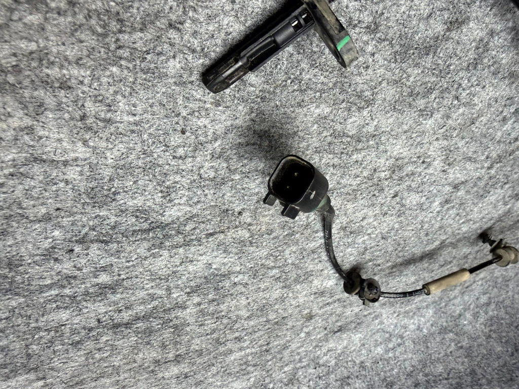 ♦️2017-2023 TESLA MODEL 3 FRONT RIGHT ABS WHEEL SPEED SENSOR OEM, 1044761-00-F