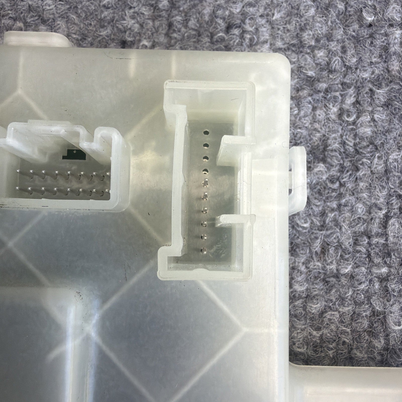 ♦️20-24 Model Y MY GEN4 Charge Port Controller ECU Control Module 1537264-00-B