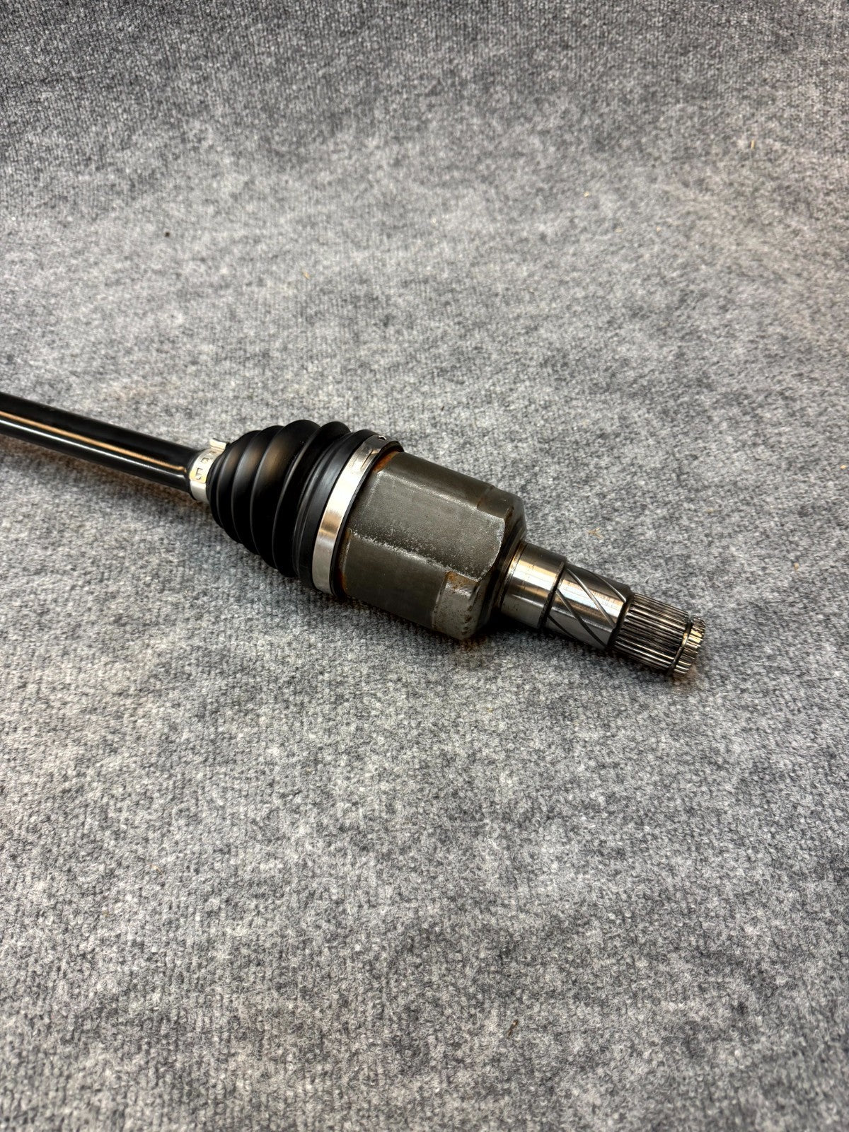 2020-2024 TESLA MODEL Y REAR LEFT OR RIGHT CV AXLE SHAFT HALFSHAFT OEM,118816100