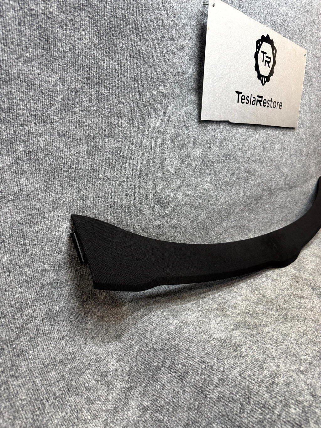 2020-2024 TESLA MODEL Y DASHBOARD DEFROSTER SPEAKER TRIM PANEL OEM, 1766372-00-A