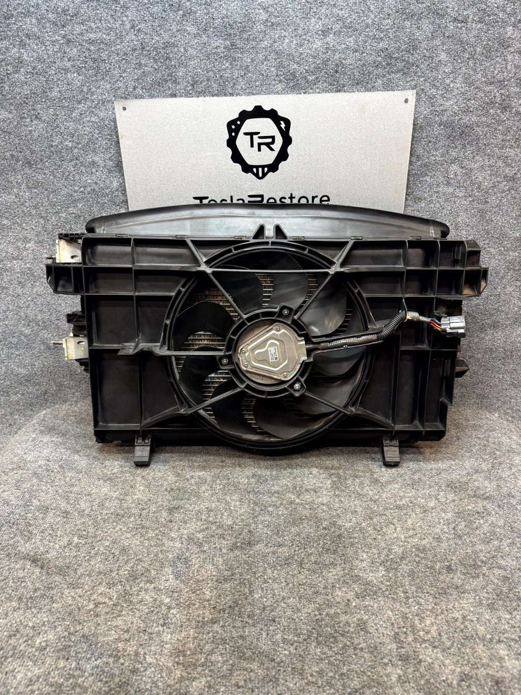 2017 – 2023 TESLA MODEL 3 COOLING RADIATOR W/ GRILLE SHUTTER OEM, 1103545-00-A