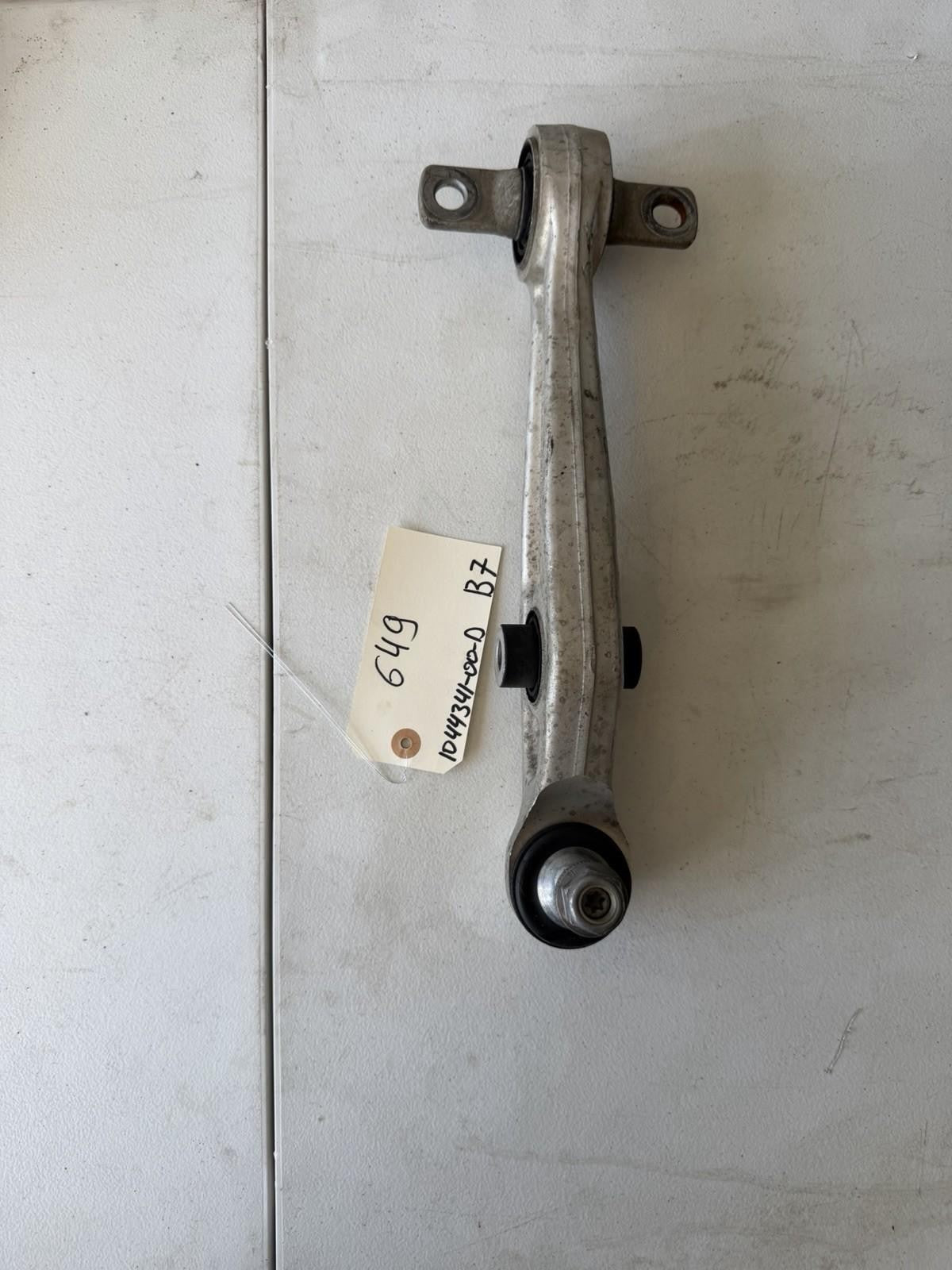 ♦️17-23 TESLA MODEL 3 FRONT LEFT/RIGHT SUSPENSION CONTROL ARM OEM, 1044341-00-D
